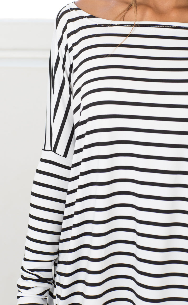 Slouch Top In White Stripe