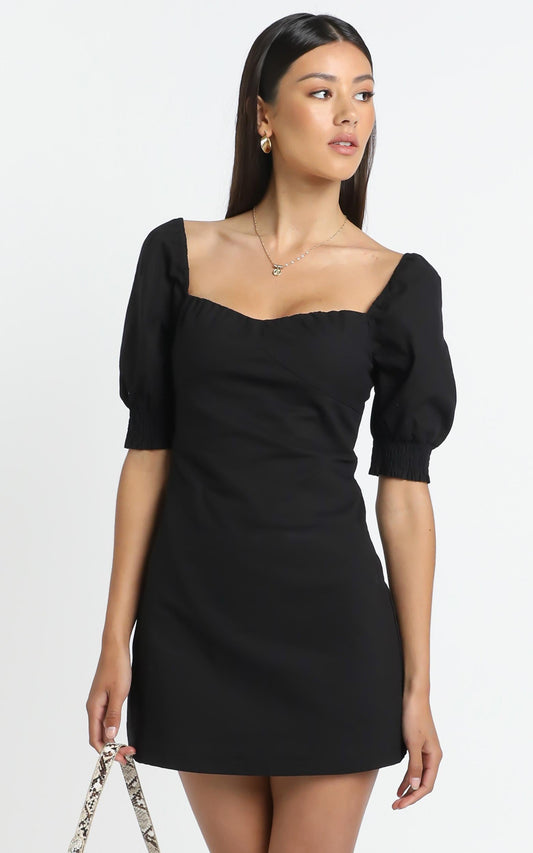 Sneaky Chatter Dress in Black Linen Look