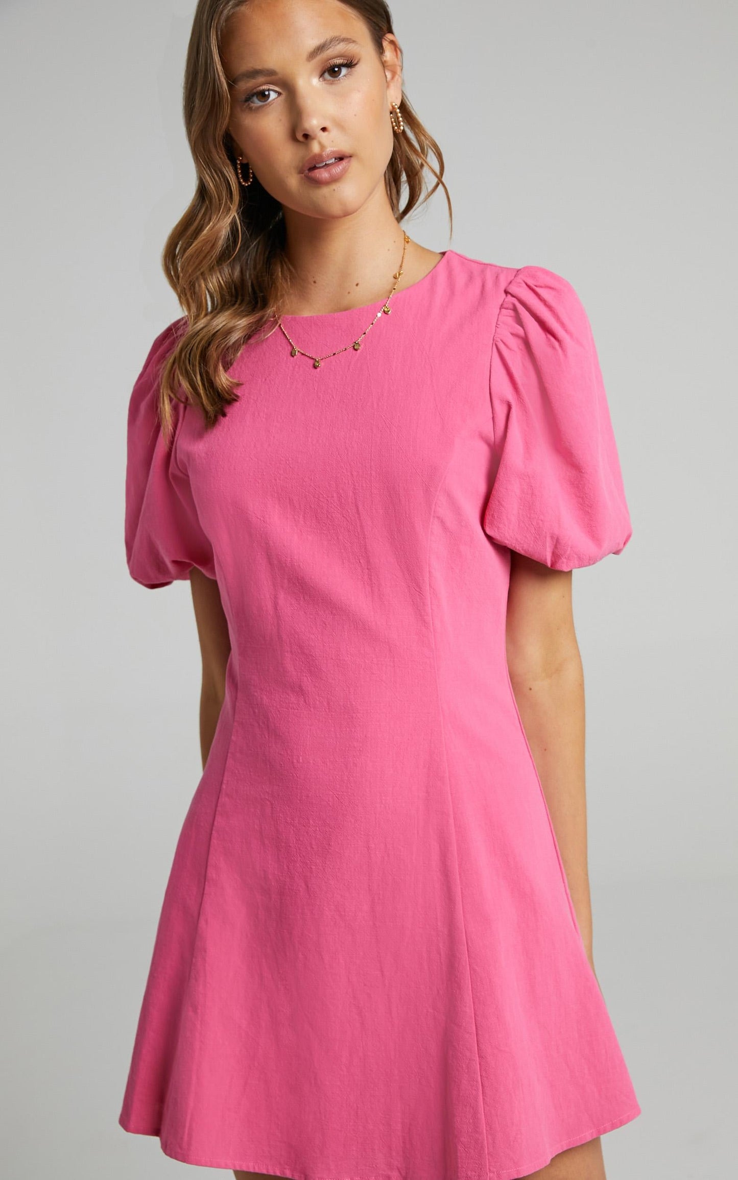 Bastina Dress in Bubblegum Pink