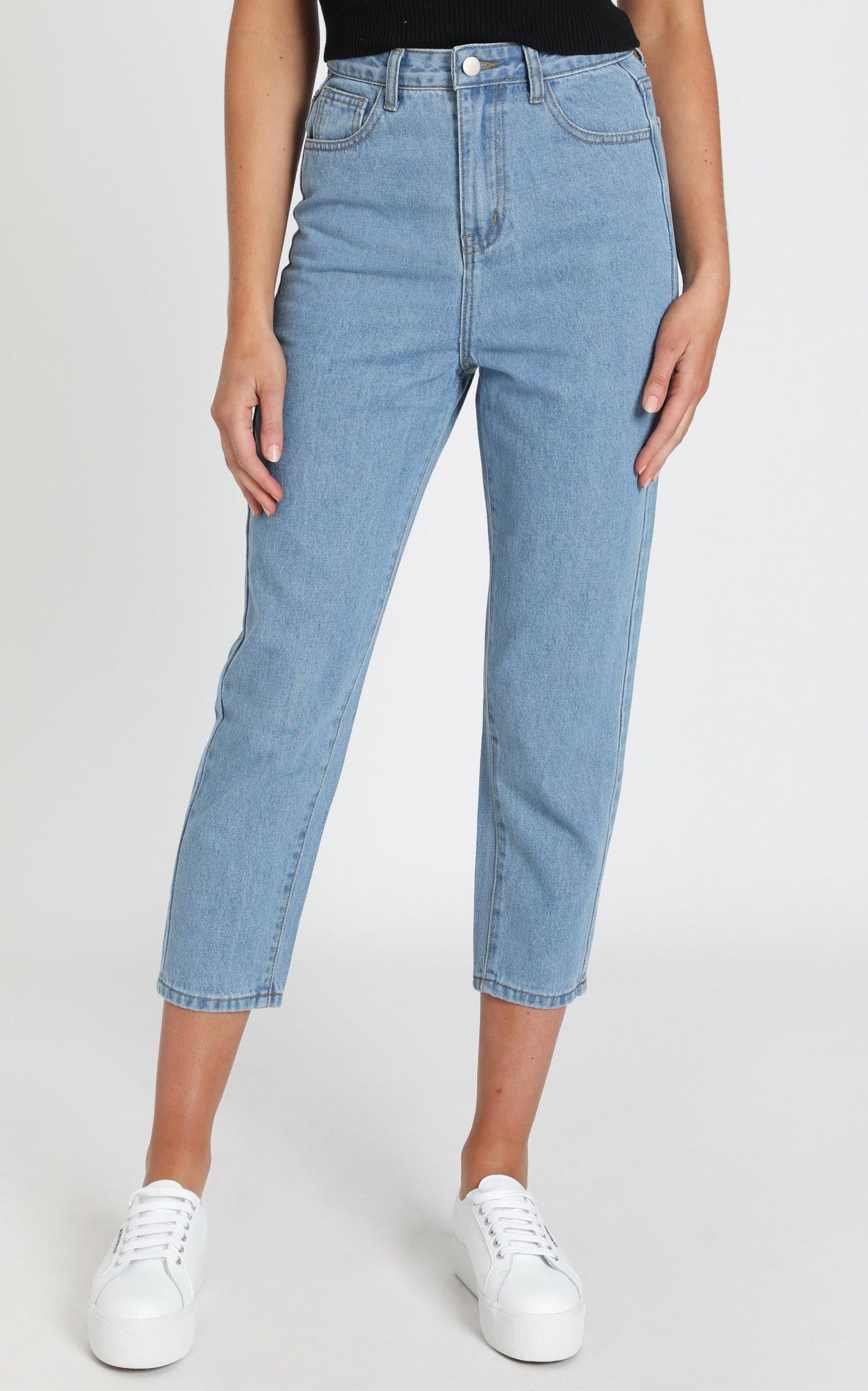 Bec Jeans In Light Vintage Wash Denim
