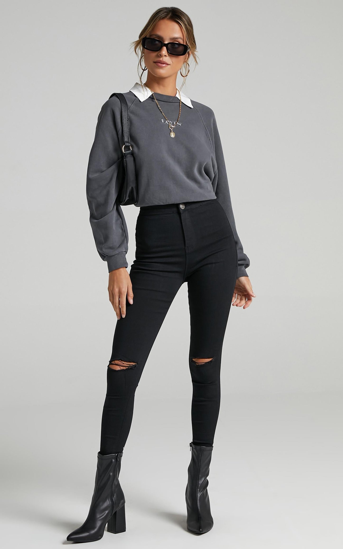 Bella Skinny Jeans in Black Denim