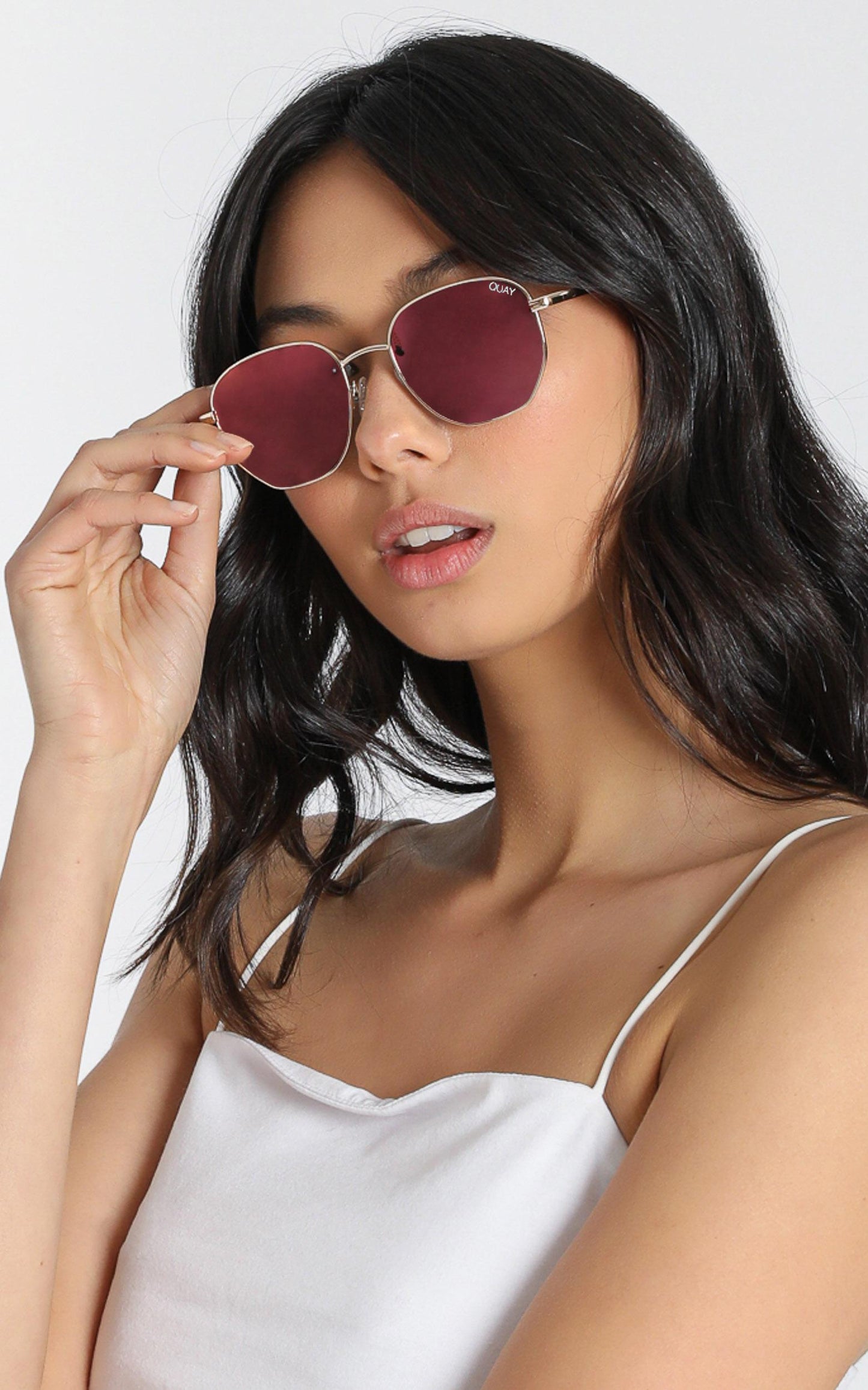 Quay - Big Time Sunglasses in Gold and Pink