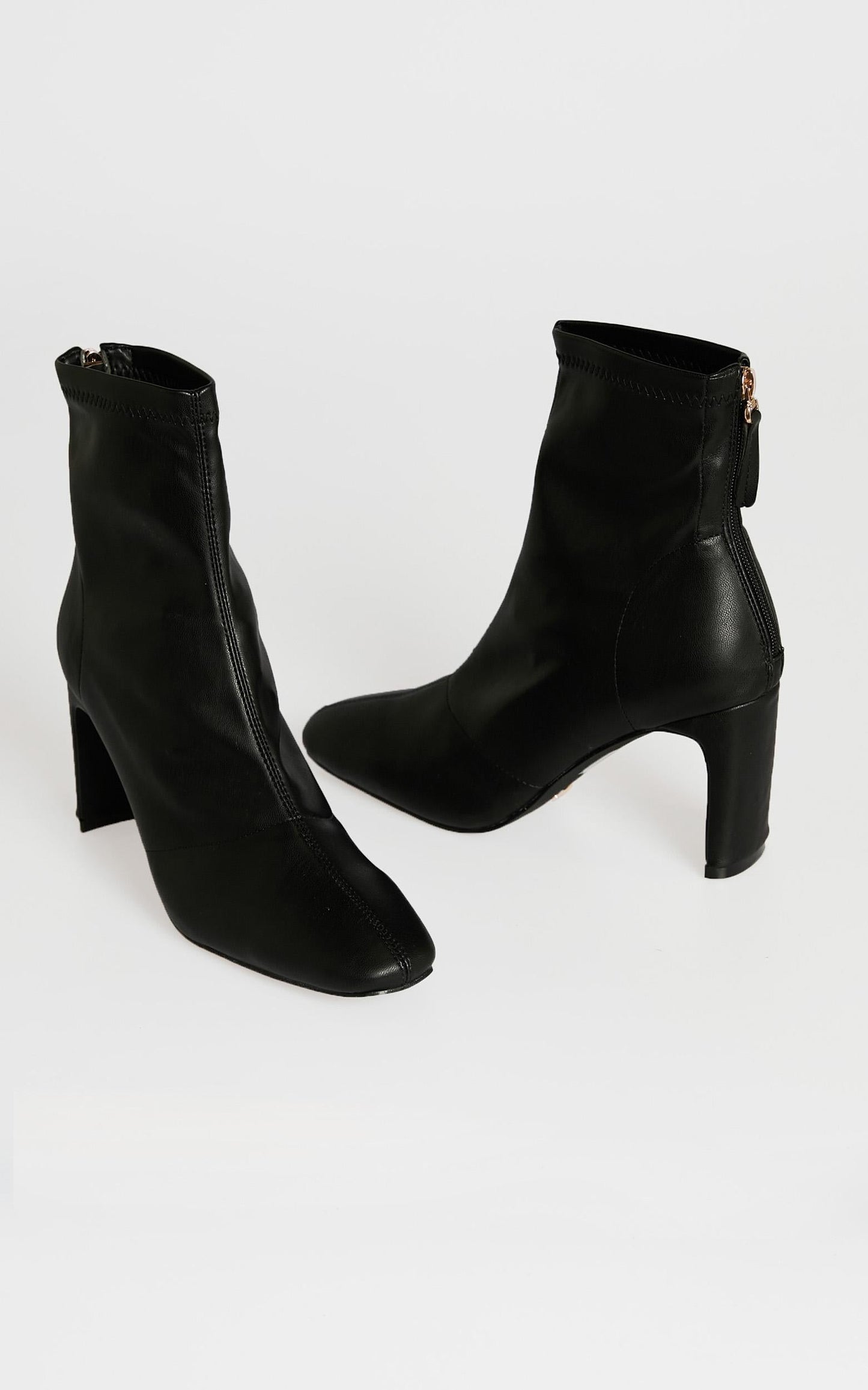 Billini - Griffin Boots in Black