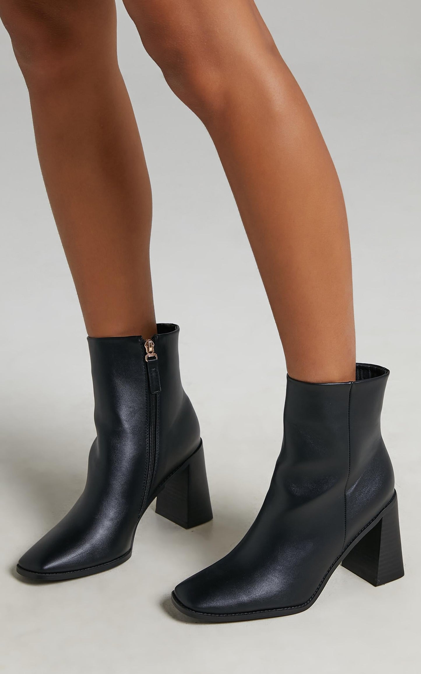 Billini - Scorpio Boots in Black