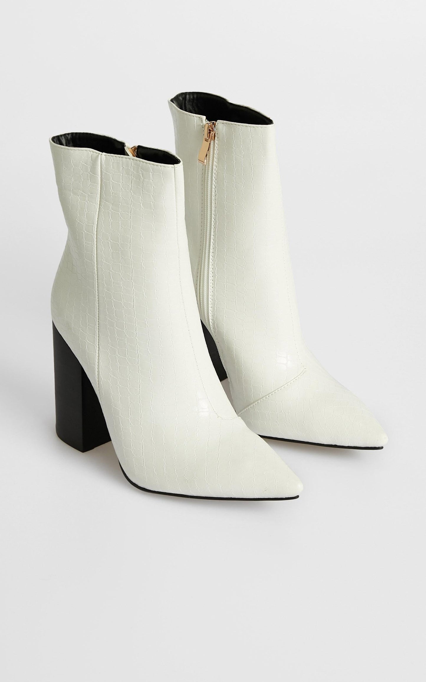 Billini - Tio Boots in Bone