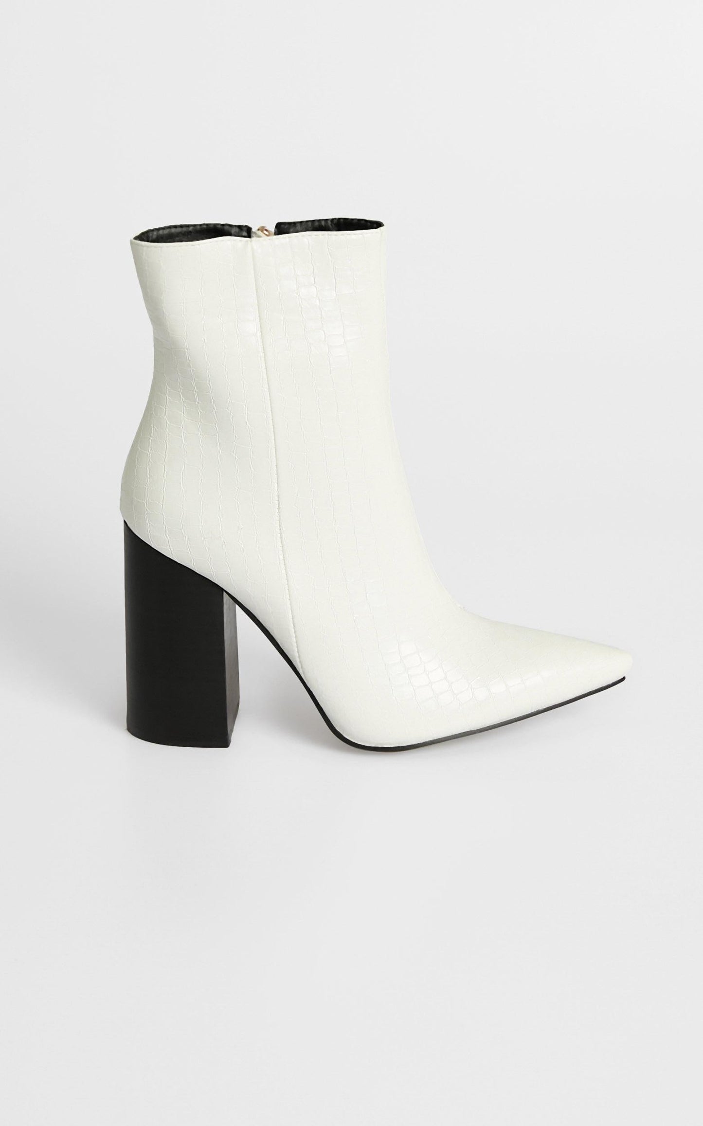 Billini - Tio Boots in Bone