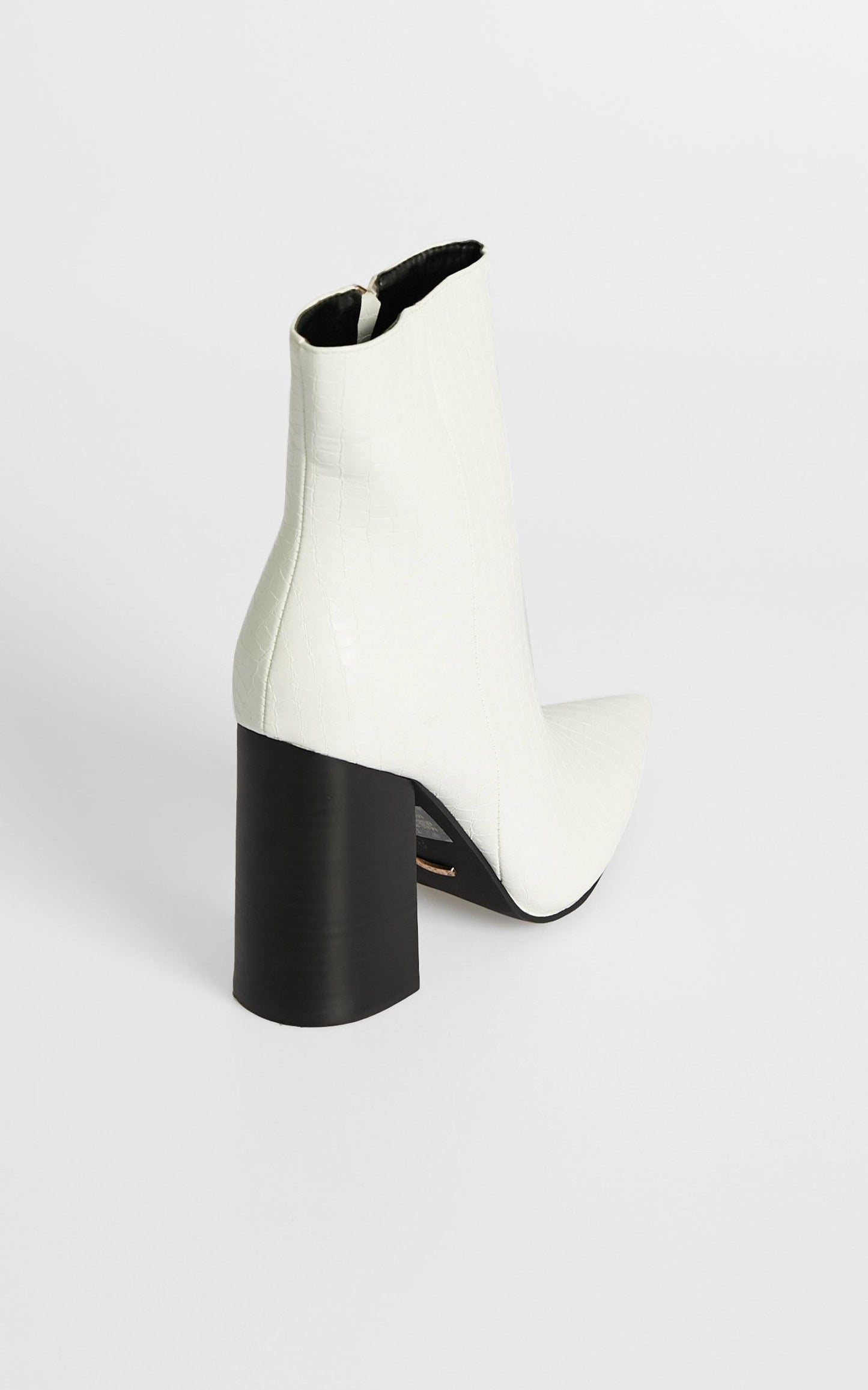 Billini - Tio Boots in Bone