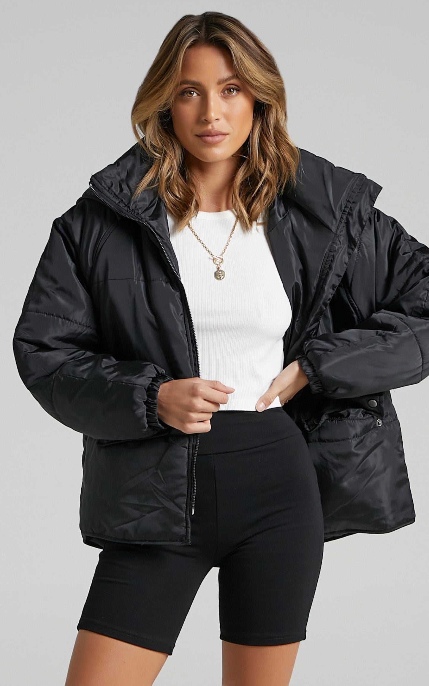 Markle Puffer Jacket in Black