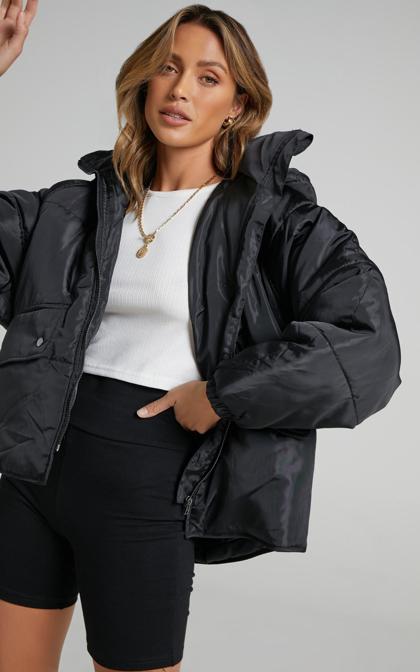 Markle Puffer Jacket in Black
