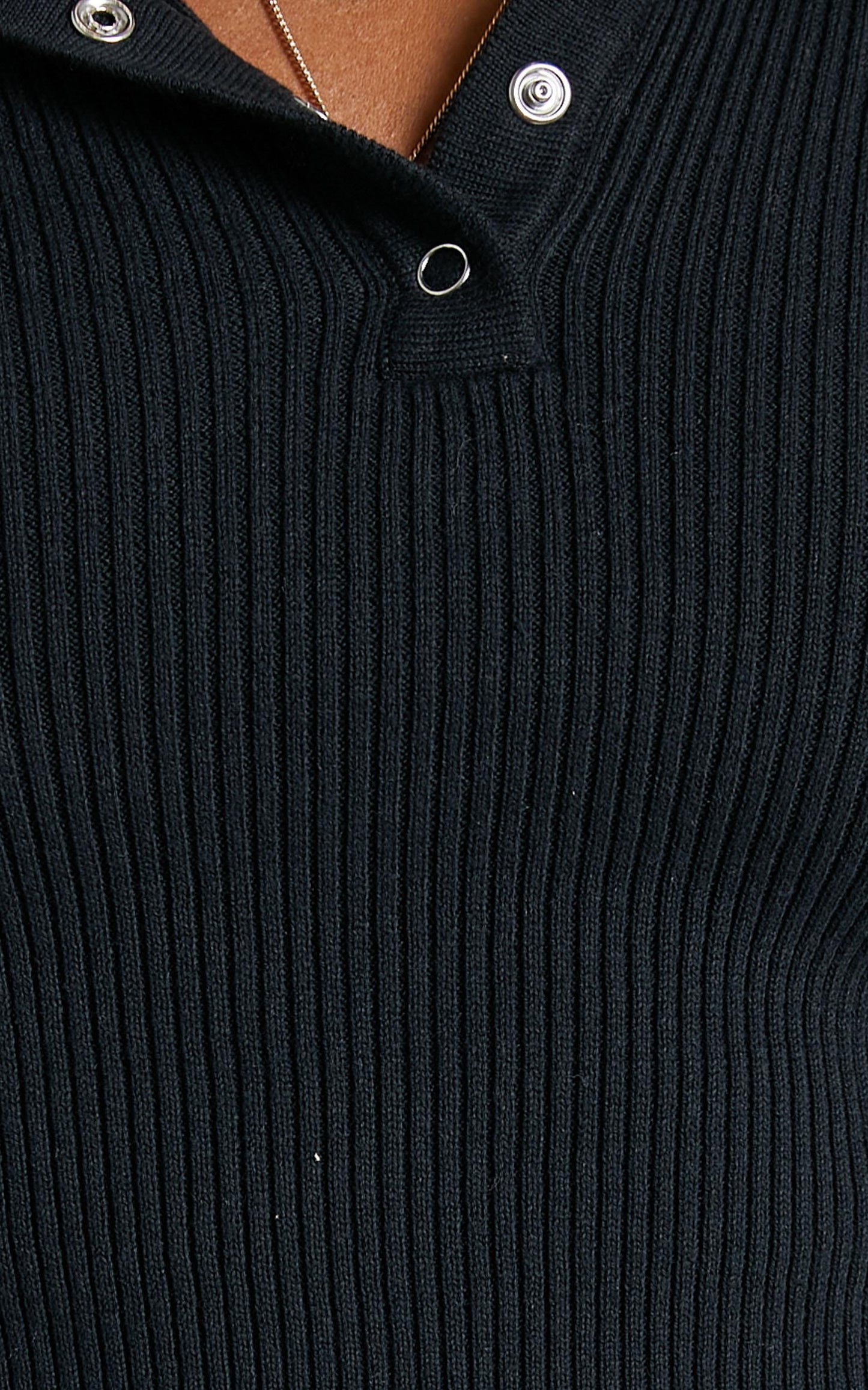 Giorsal Knit Top in Black