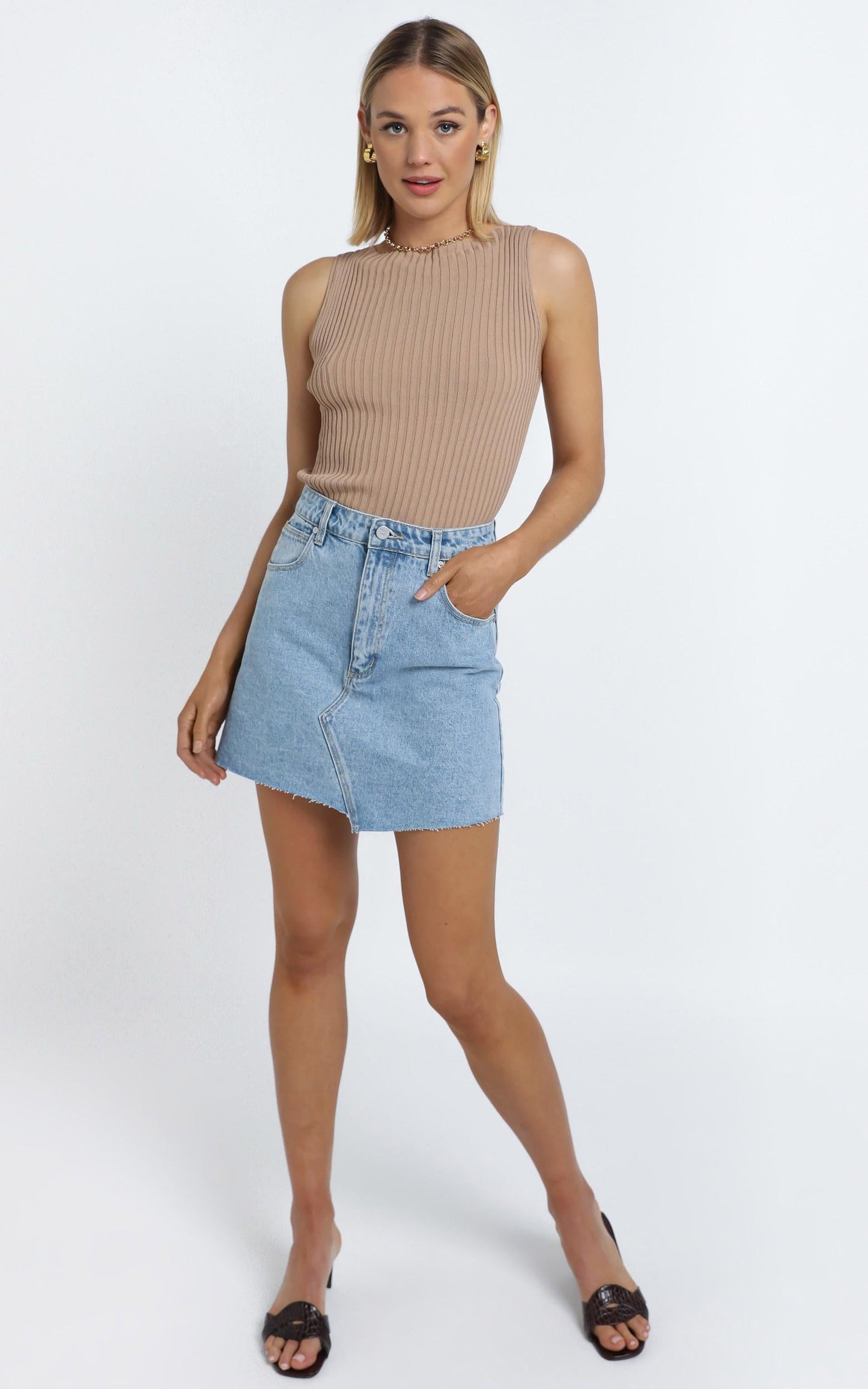 Abrand - A Aline Denim Skirt in Bleach Bomb