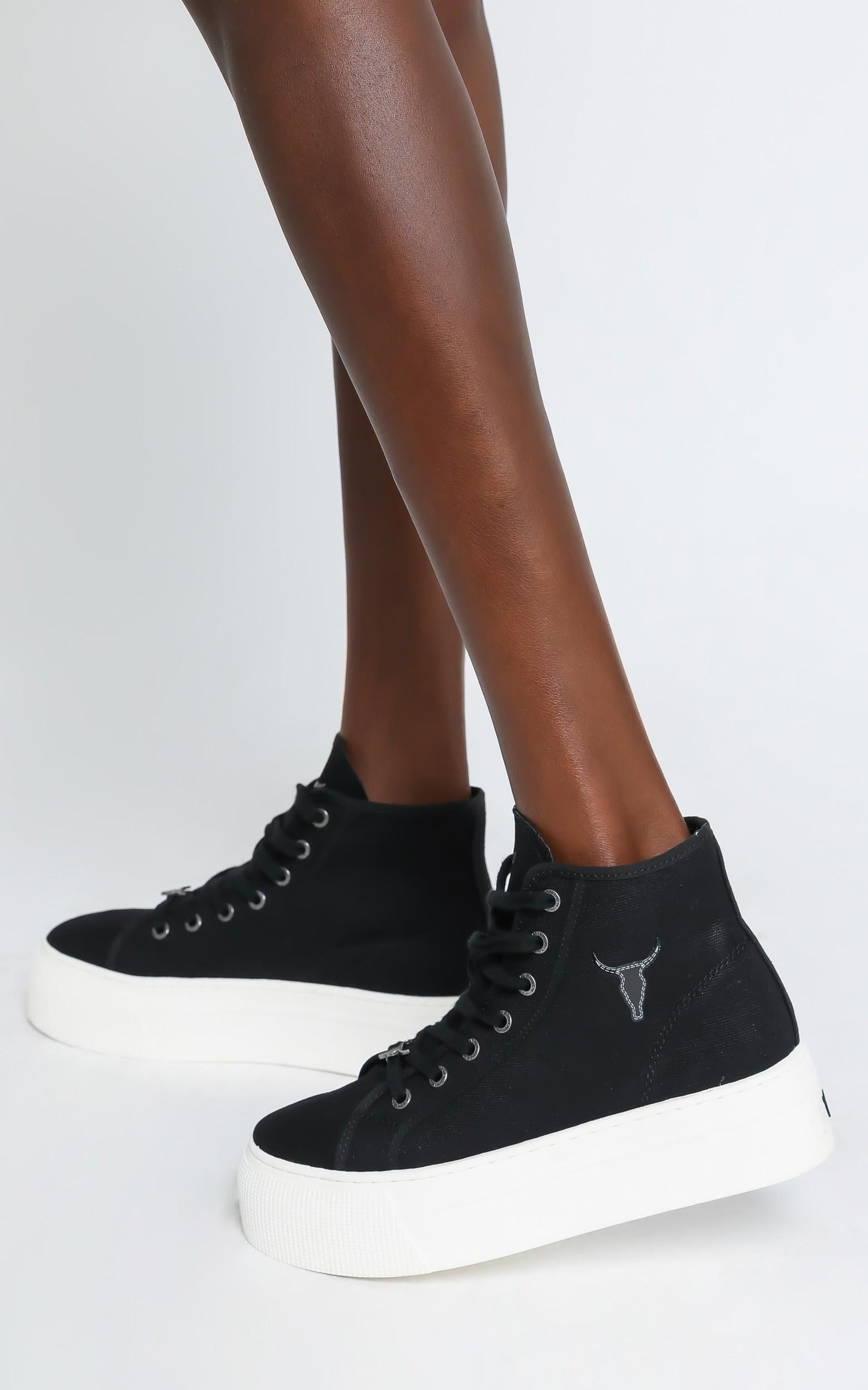 Windsor Smith - Runaway Sneakers in Black Canvas
