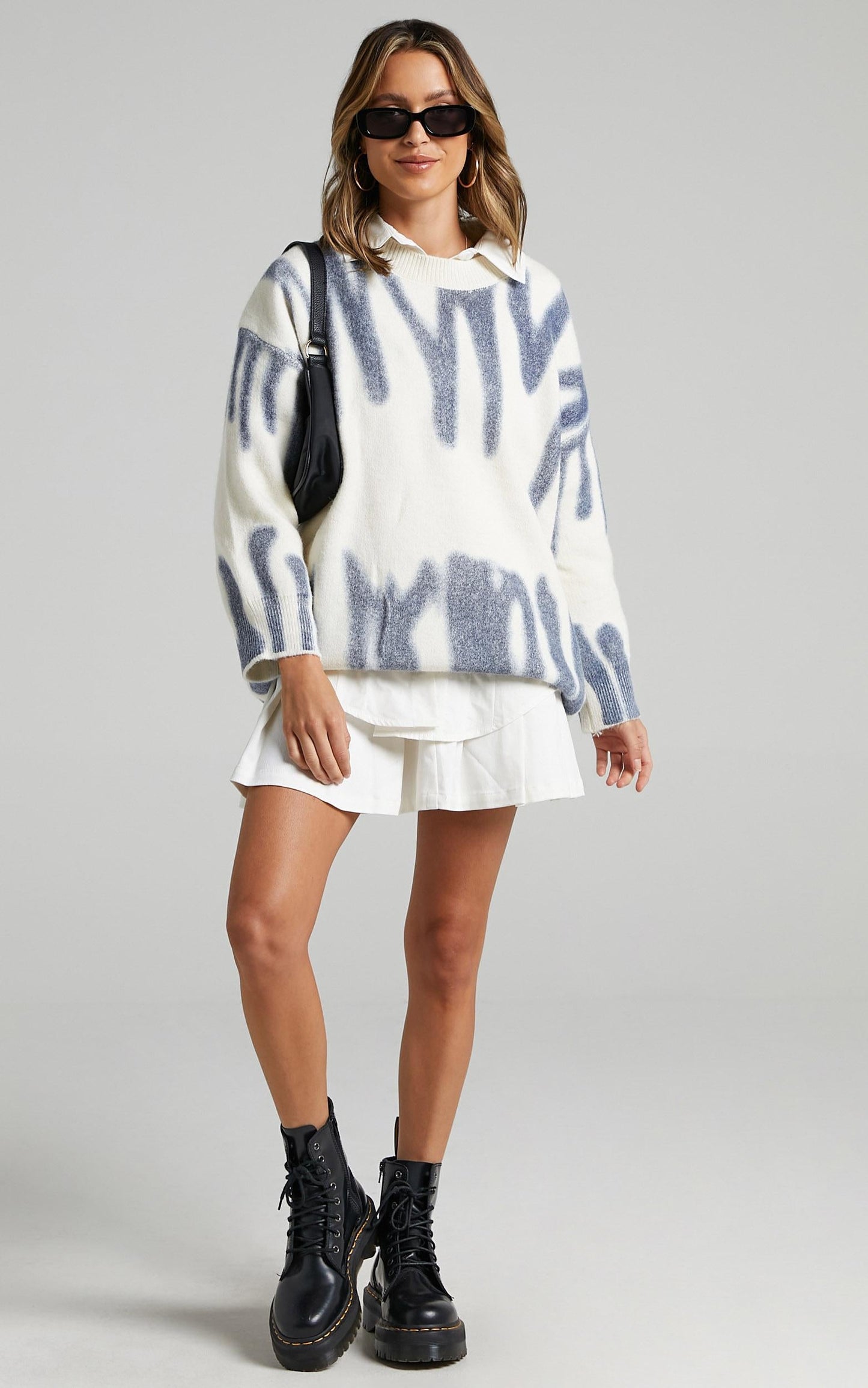 Chavri Knit Jumper in Blue