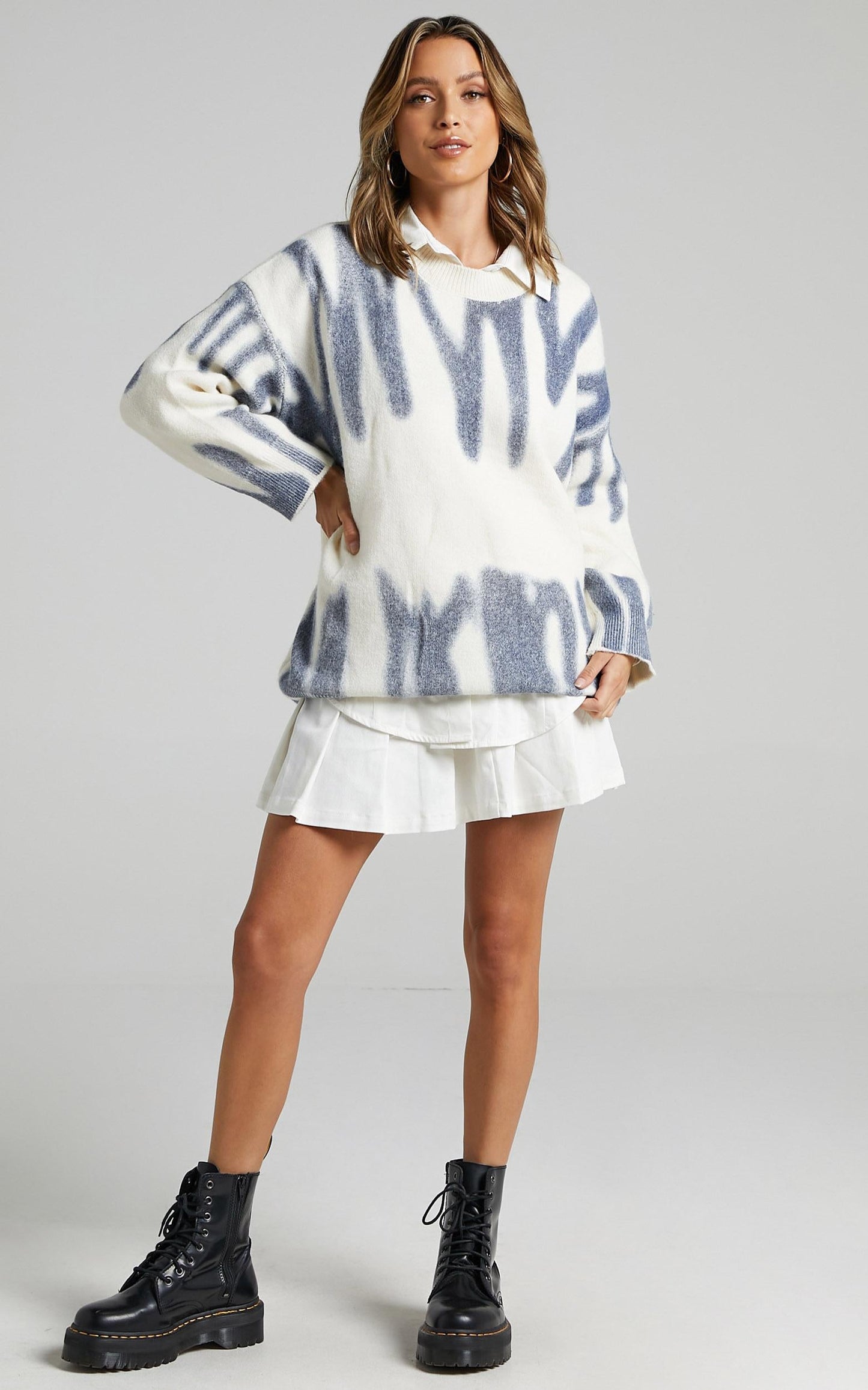 Chavri Knit Jumper in Blue