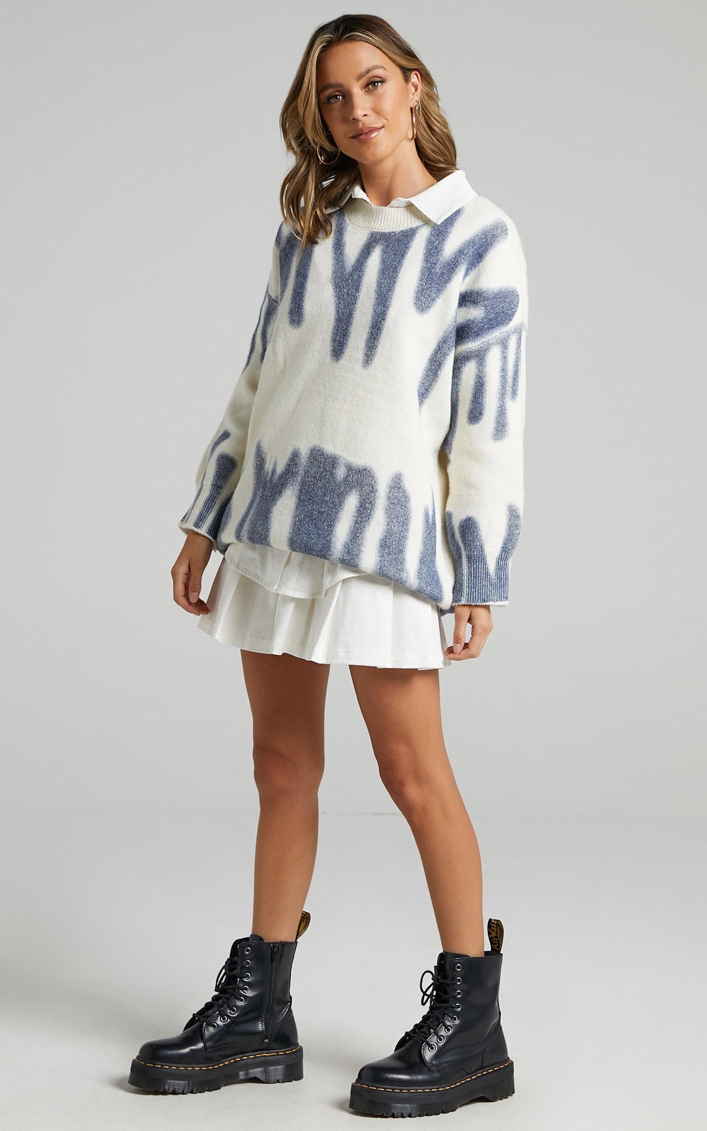 Chavri Knit Jumper in Blue