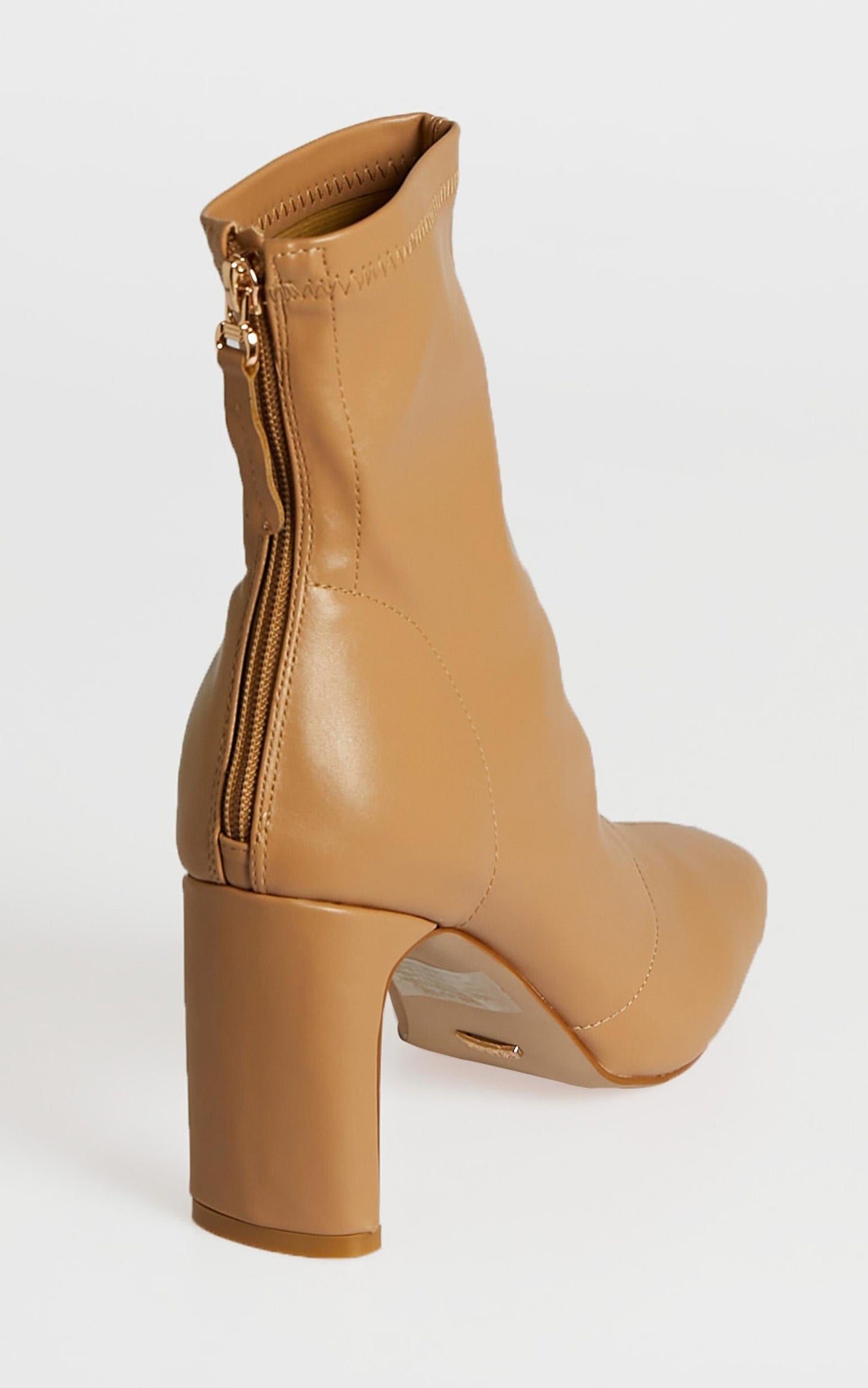 Billini - Griffin Boots in Fawn