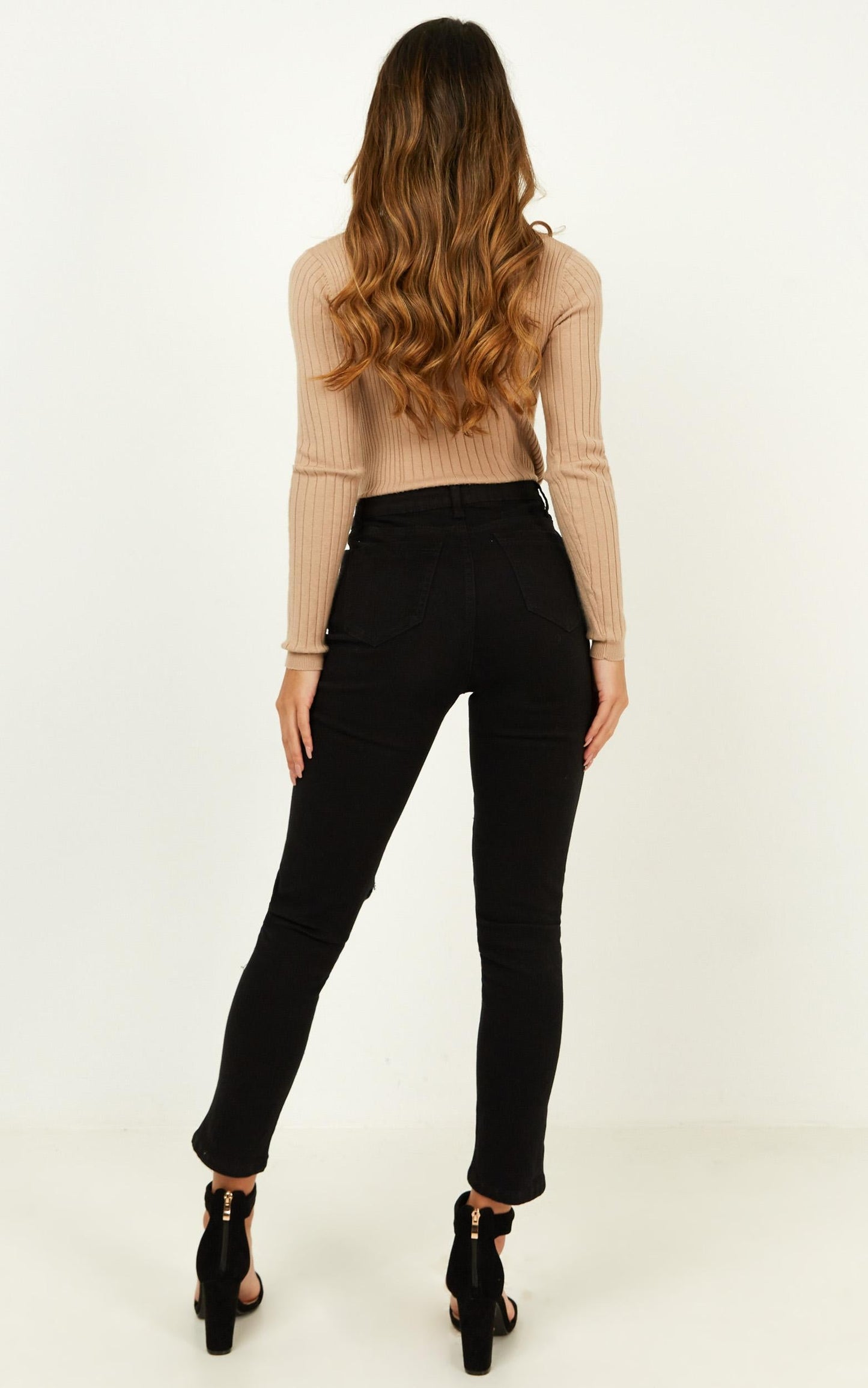 Bobbi Jeans In Washed Black Denim