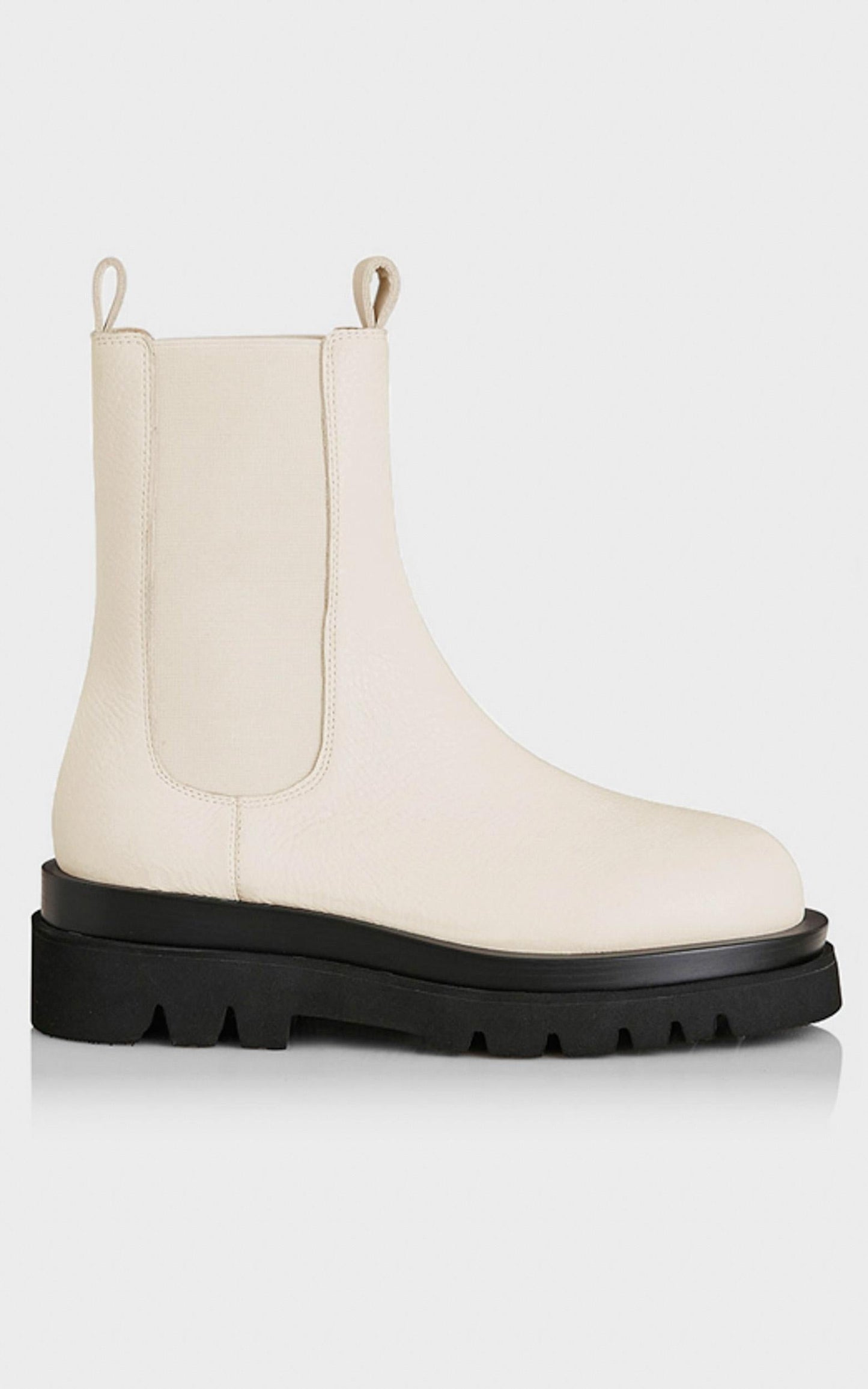 Alias Mae - Cam Boots in Bone Tumble