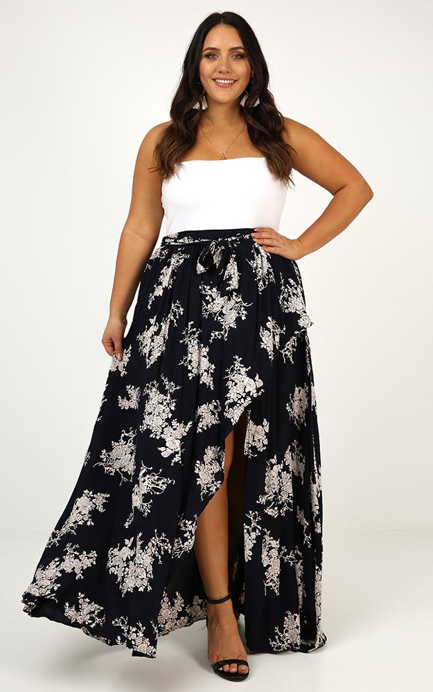 Breath Of Fresh Air Maxi Skirt In Navy Floral