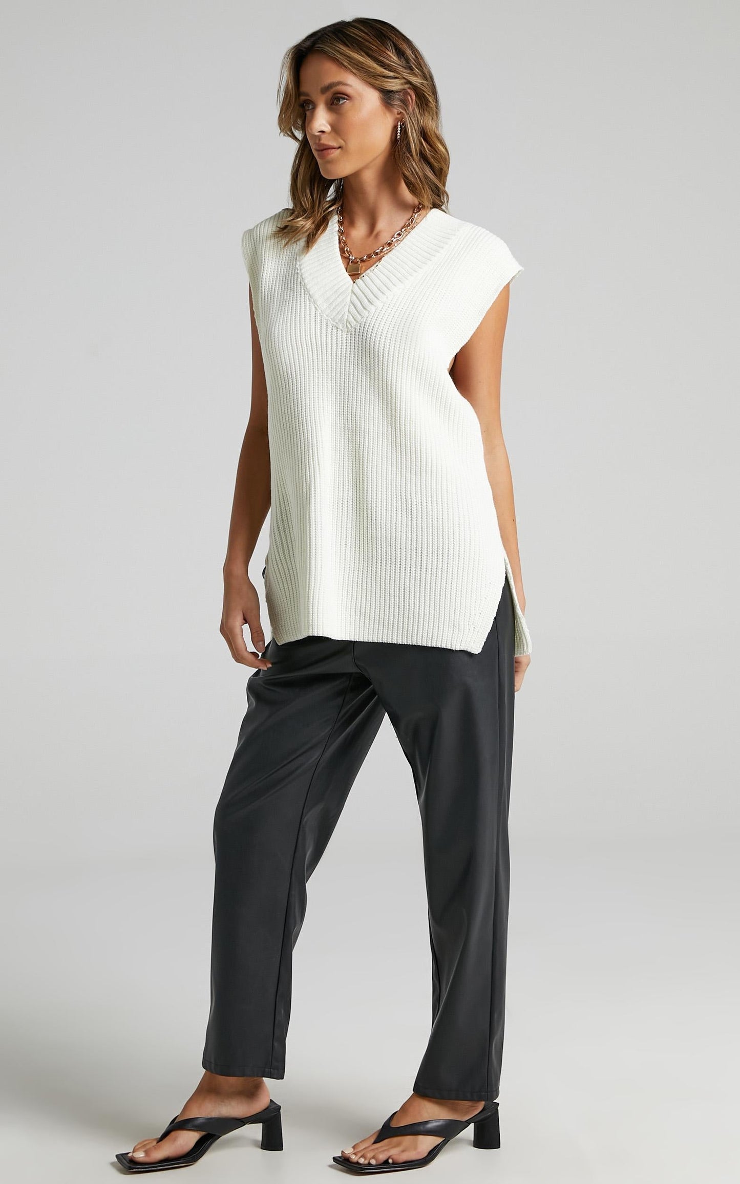 Cambridge Knit Vest in Cream