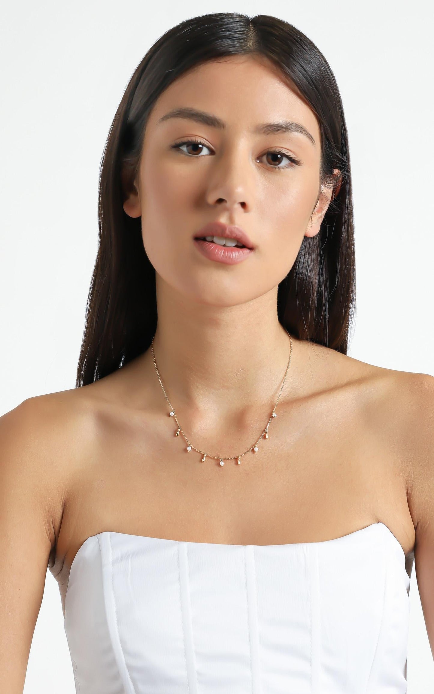 Jolie & Deen - Cassandra Necklace in Gold