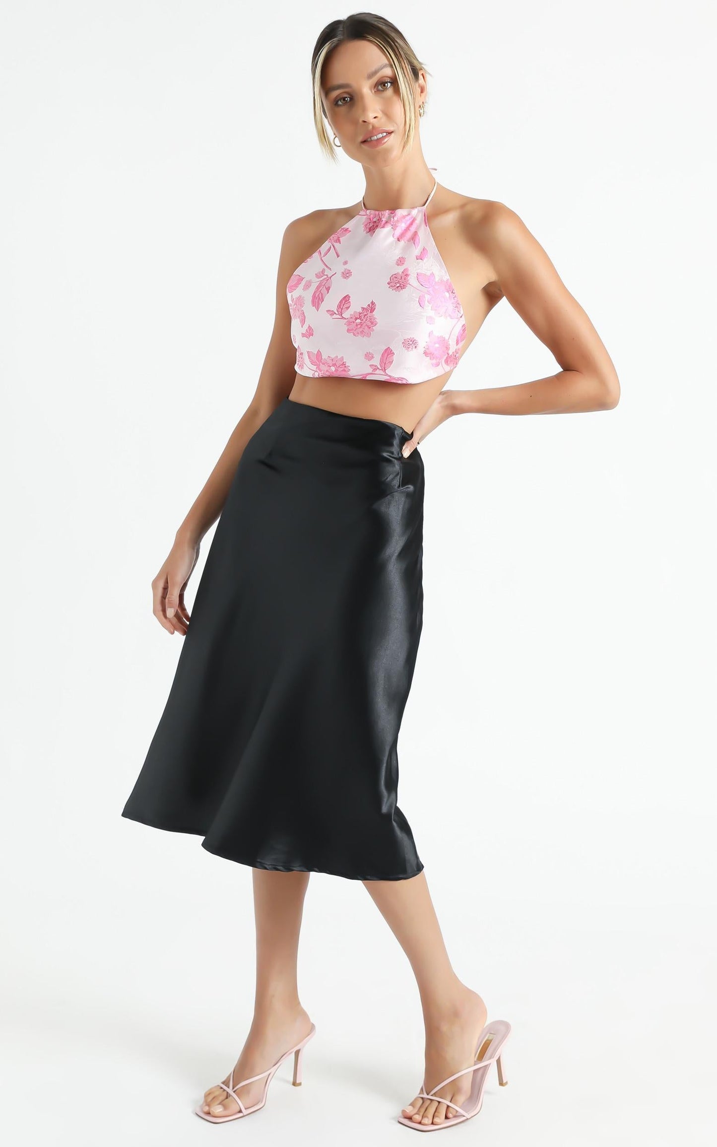 Creating Art Skirt in Black