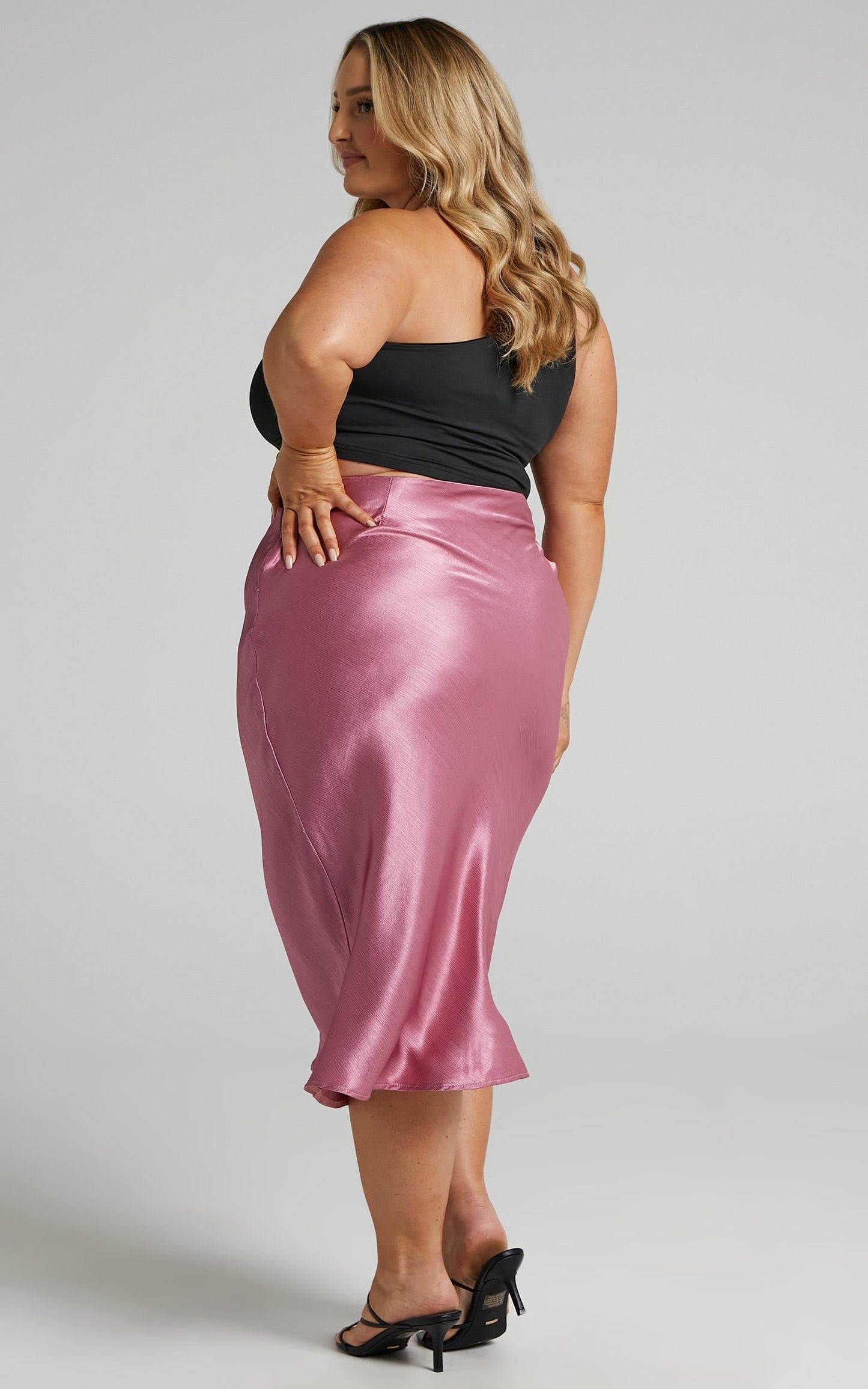 Creating Art Skirt in Dusty Rose Satin