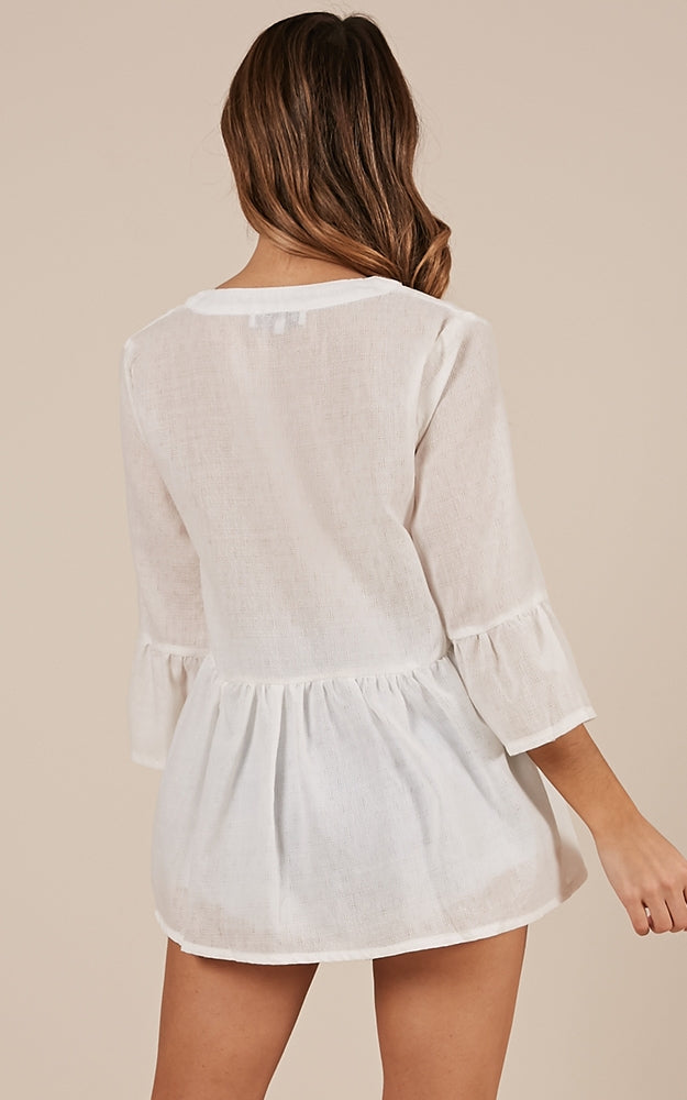 Never Come Back Top In White Linen Look