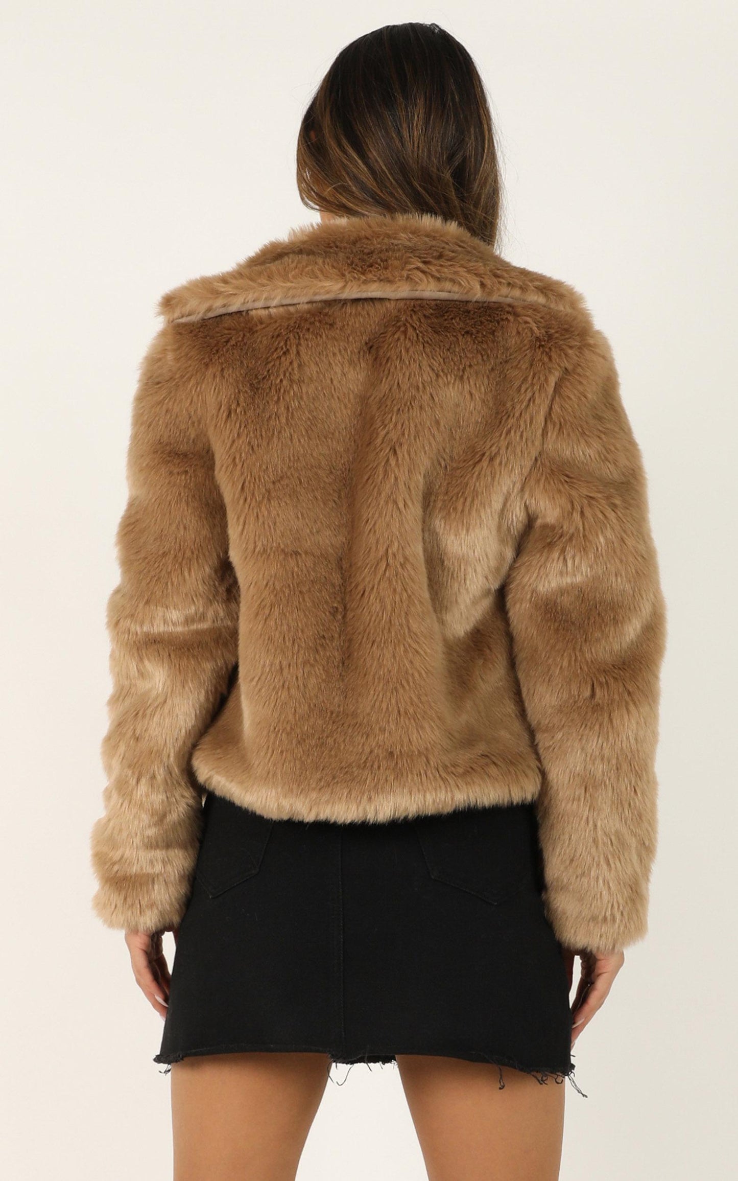 Harlow Faux Fur Coat in Beige
