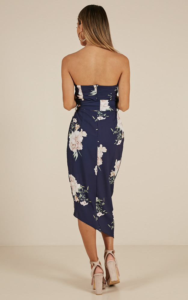 State Of Mind Dress In Navy Floral