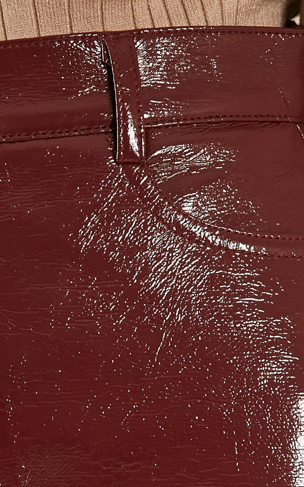 Big Heart Skirt in Wine Vinyl