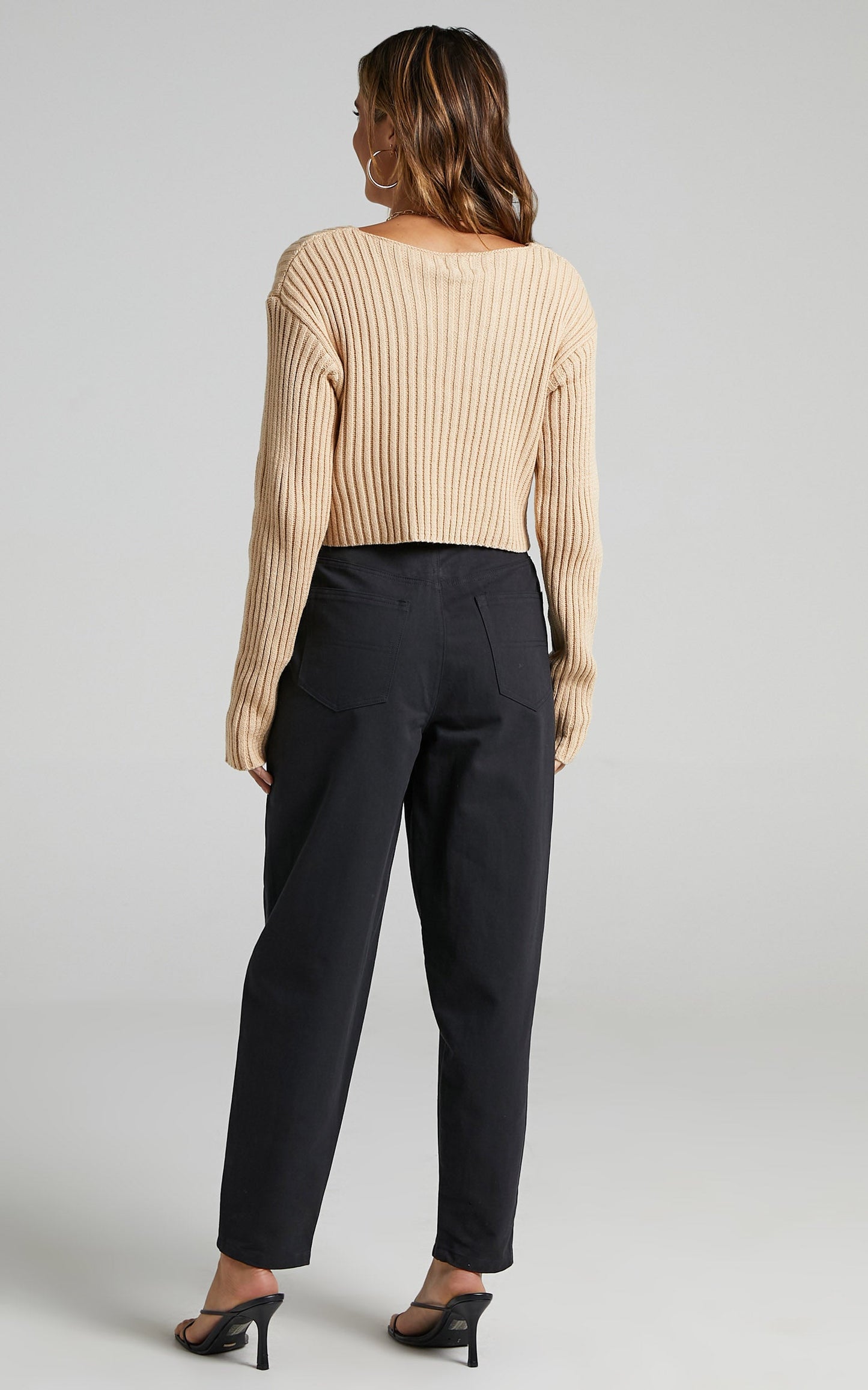 Delvina Pants in Black