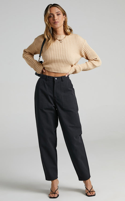 Delvina Pants in Black