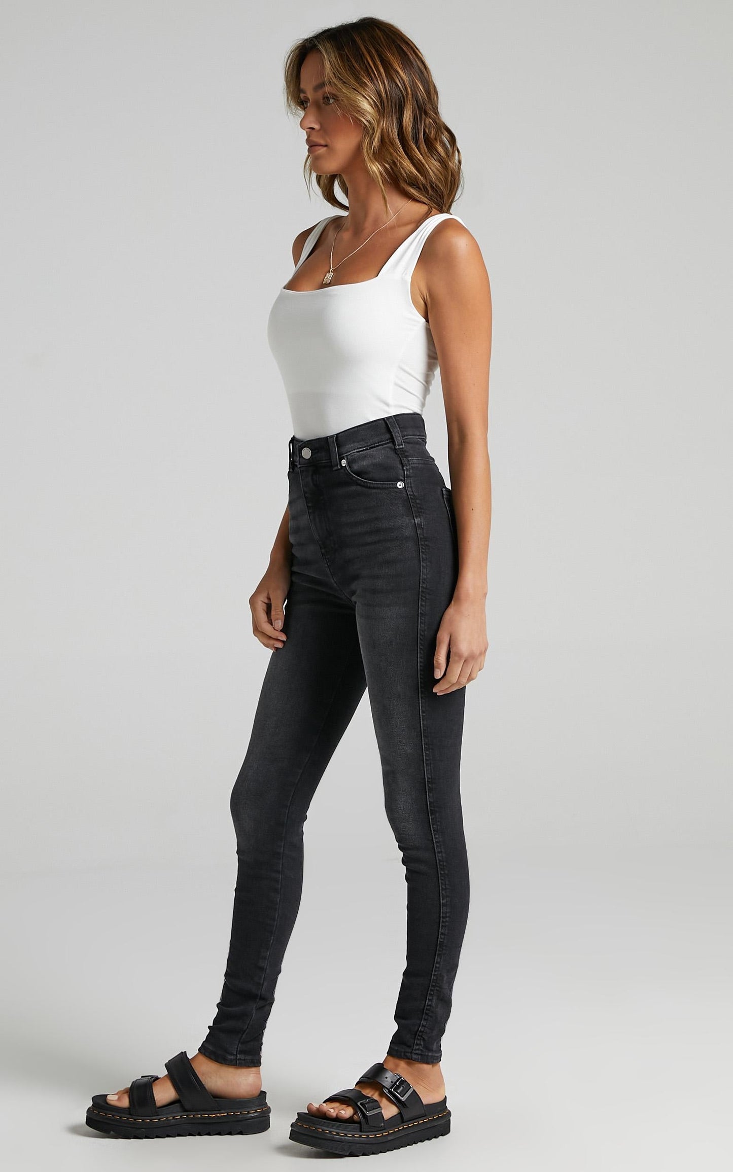Dr Denim - Moxy Jeans in Black Mist