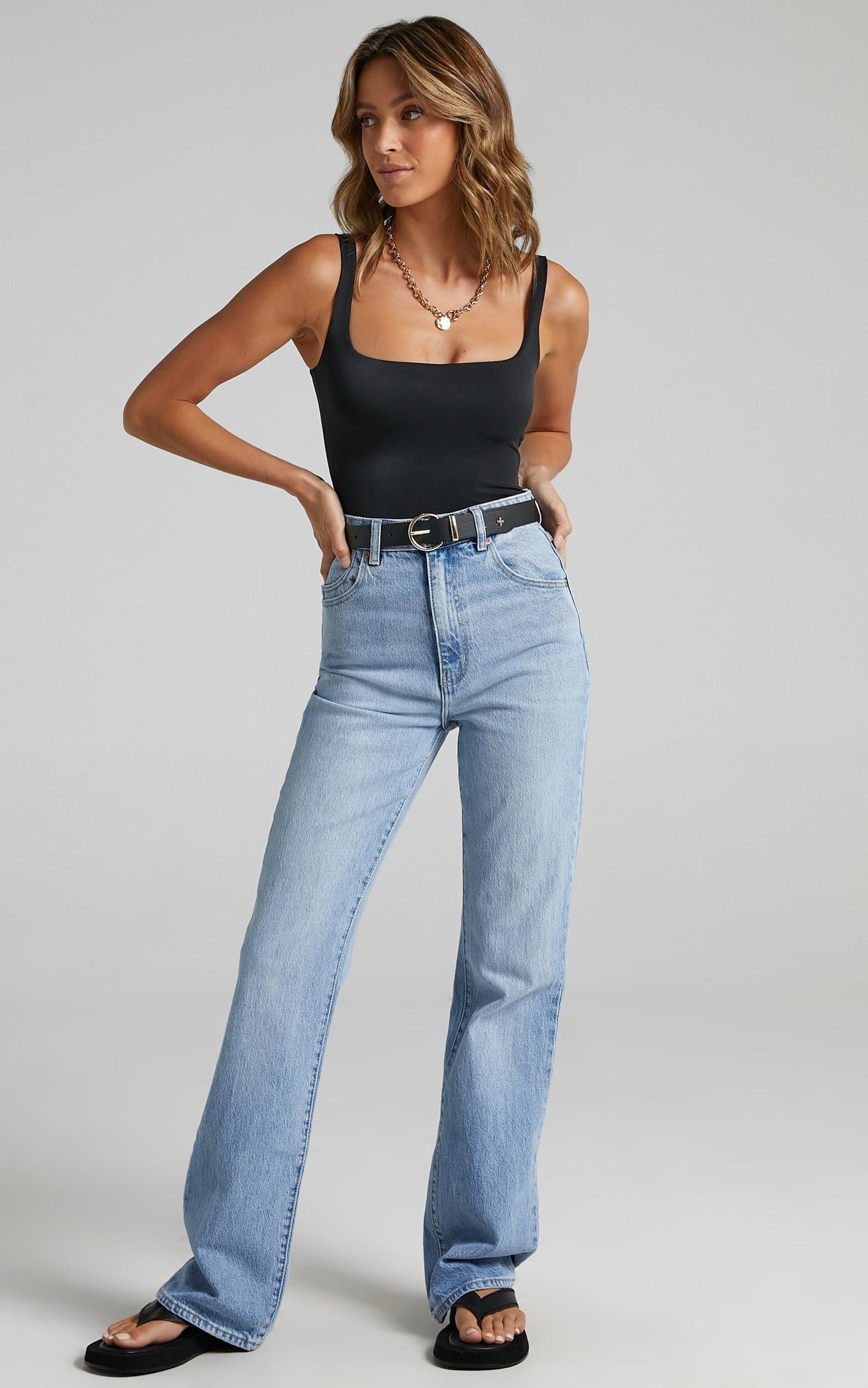 Rolla's - Dusters Boot Cut Jean in Sunshine Blue