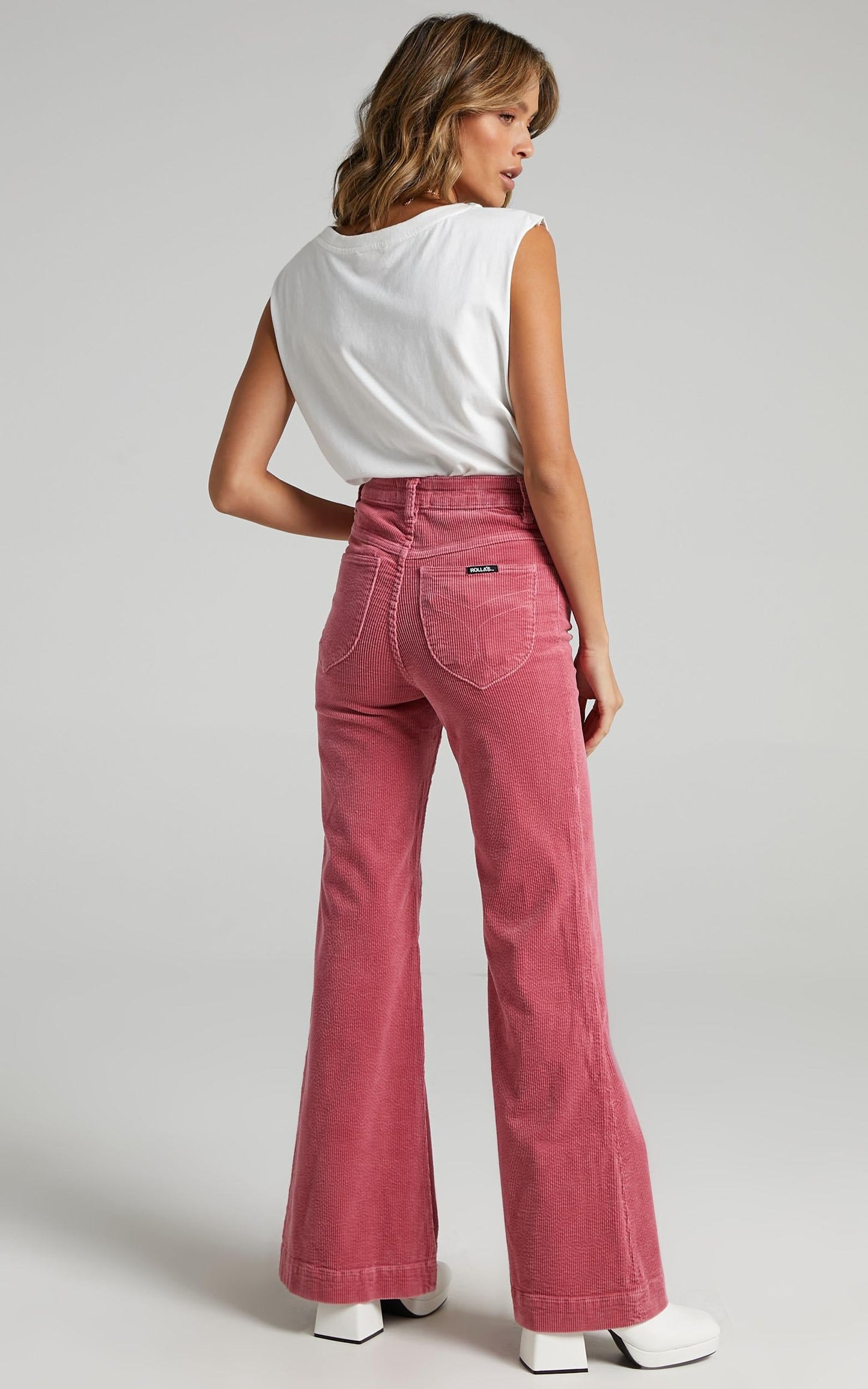 Rollas x Sofia Richie - Eastcoast Cord Flare in Rose Cord