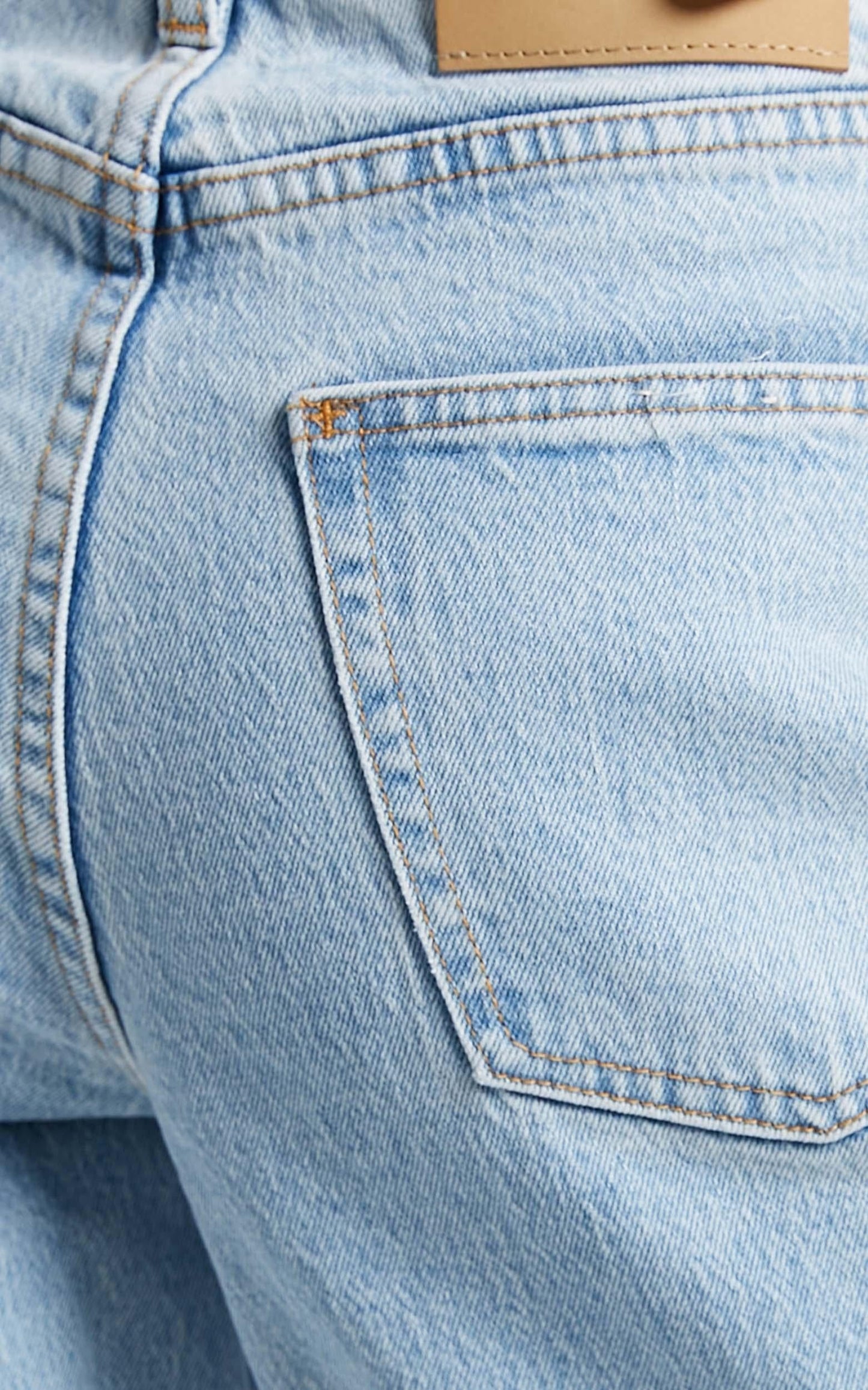 Neuw - Edie Straight Jean in Zero Vinyl