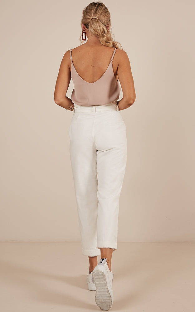Note Taker Pants In White