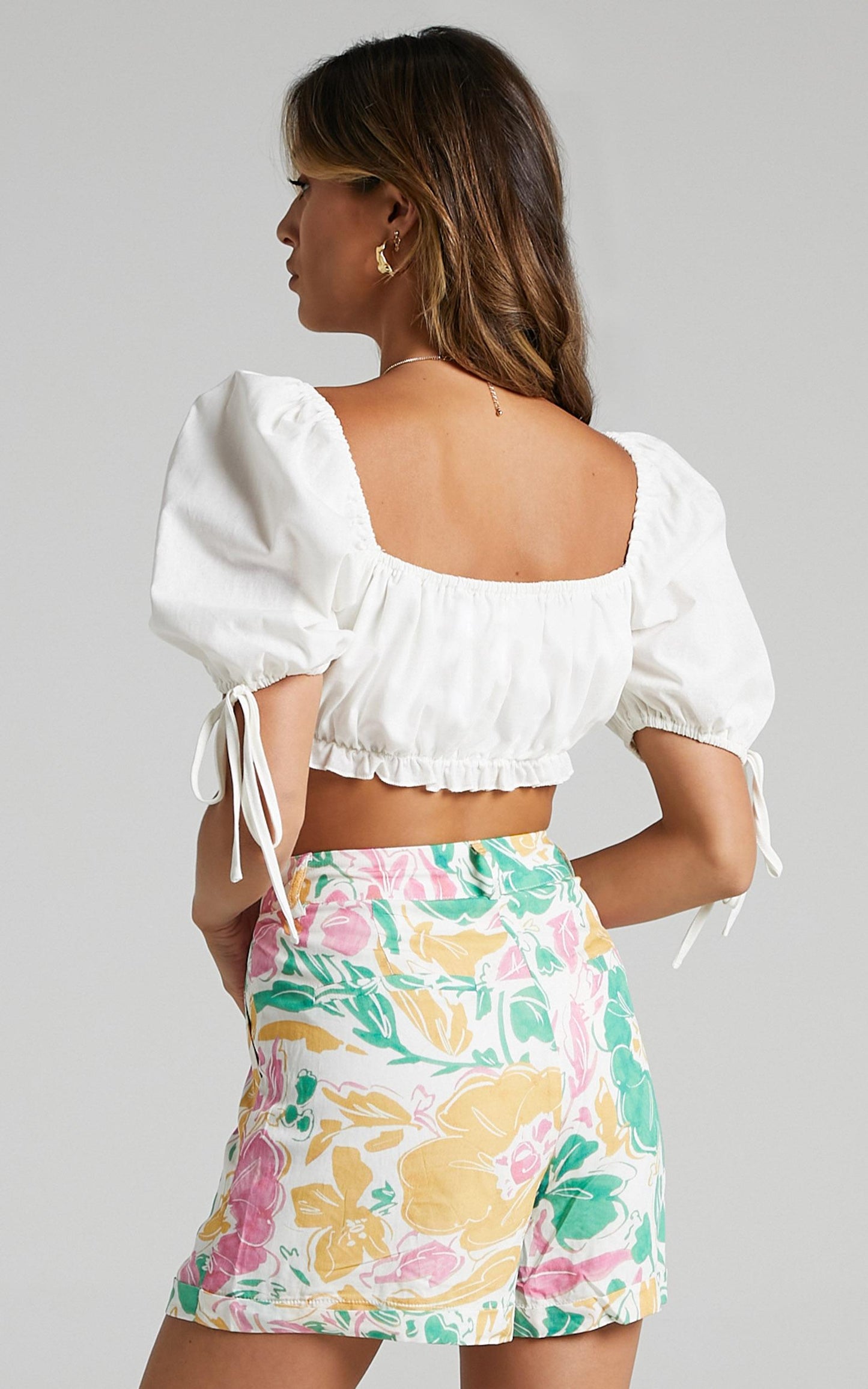 Celeborn Shorts in Electric Floral