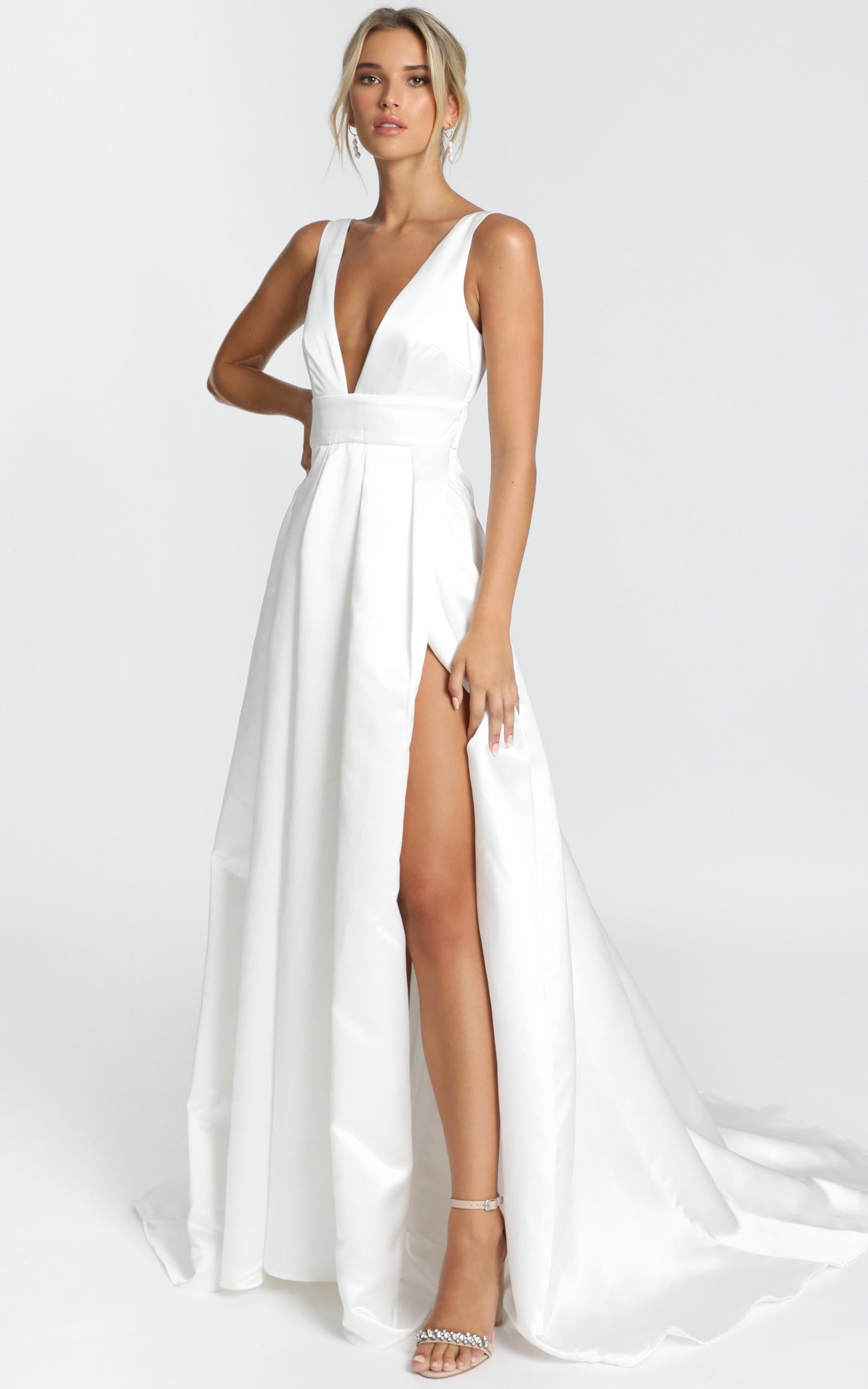 Eyes Of The Beholder Gown in White