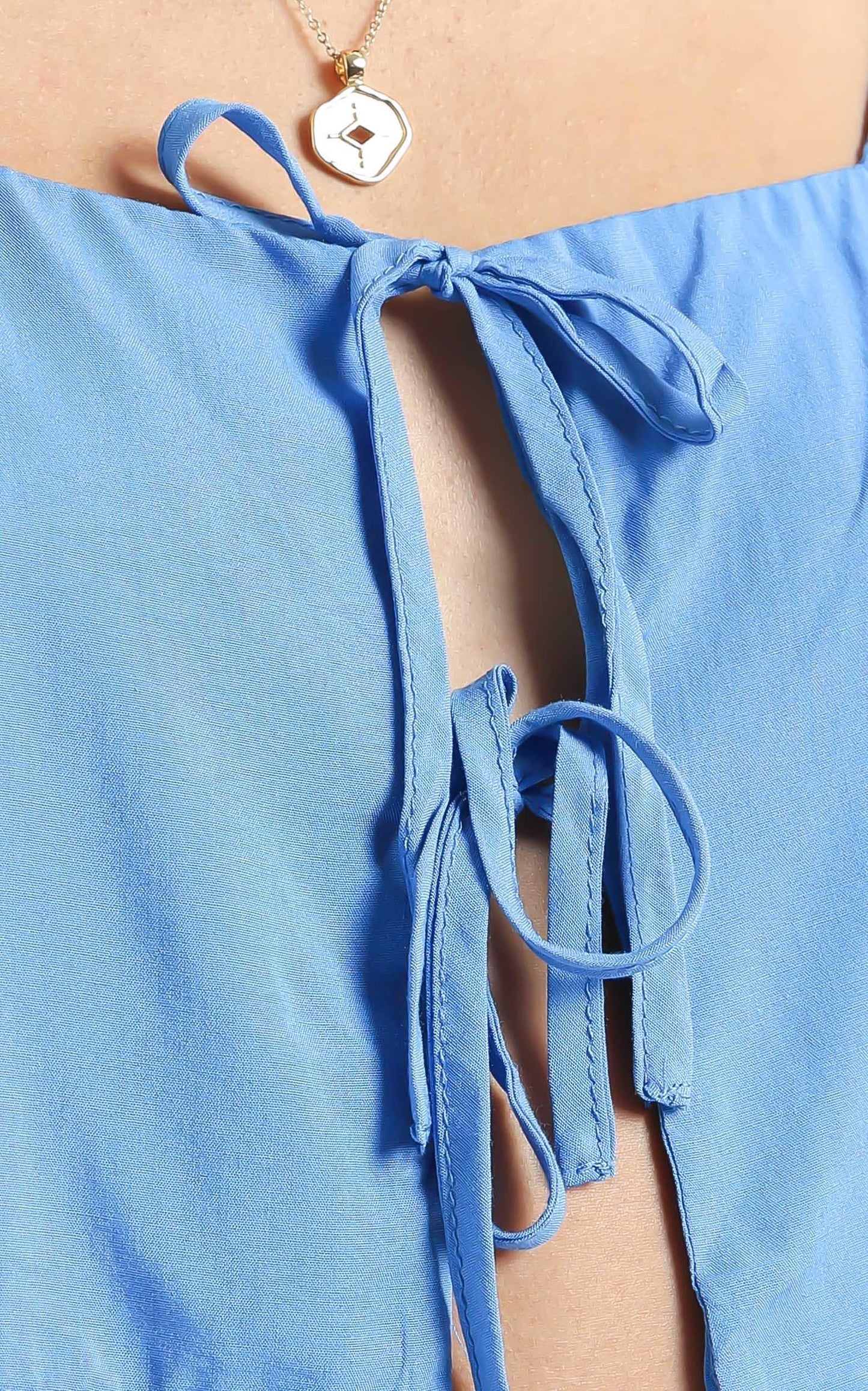 Kravia top in Blue
