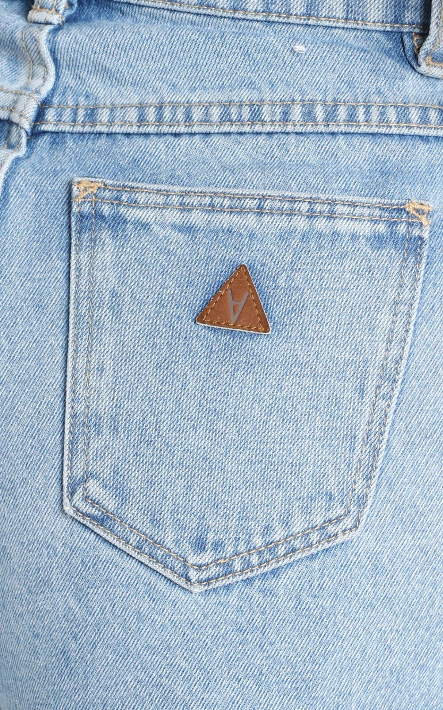 Abrand - A High Relaxed Denim Short in ESMERALDA