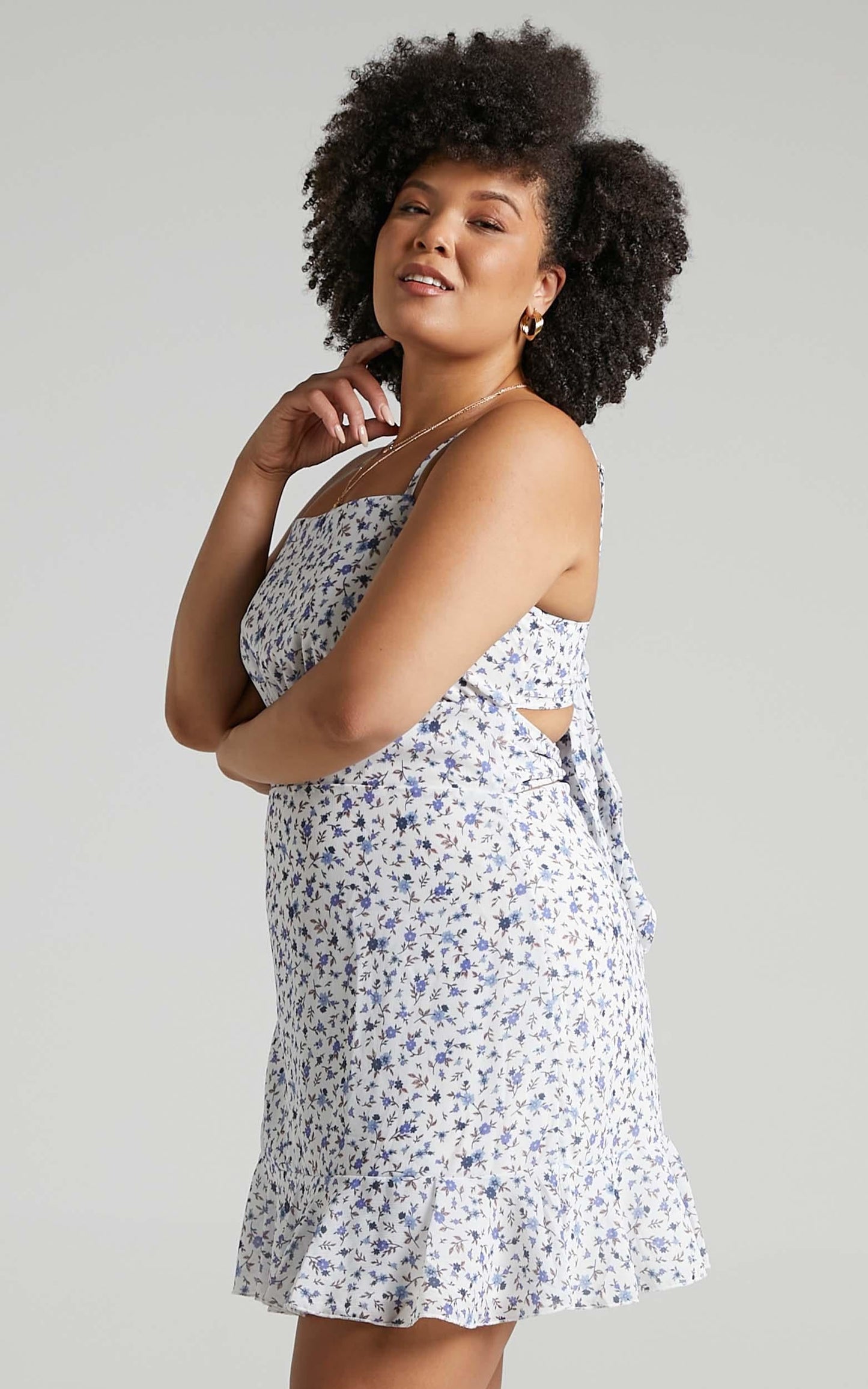 Falling In Love Dress in White Floral