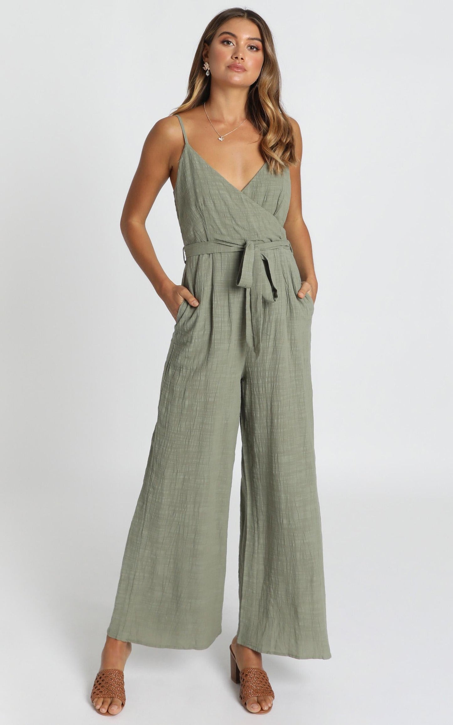 Farah Jumpsuit in Khaki Linen Look