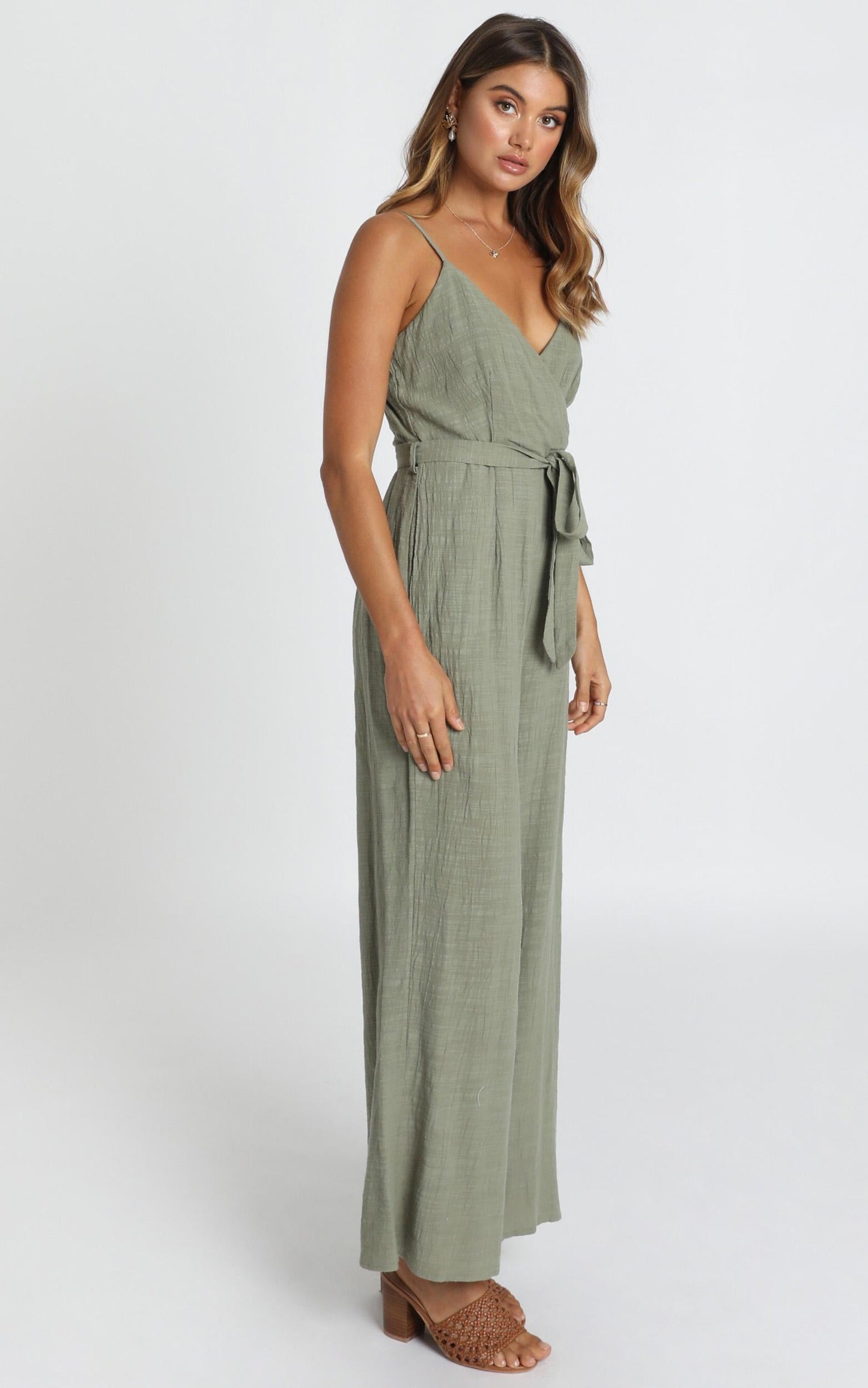 Farah Jumpsuit in Khaki Linen Look