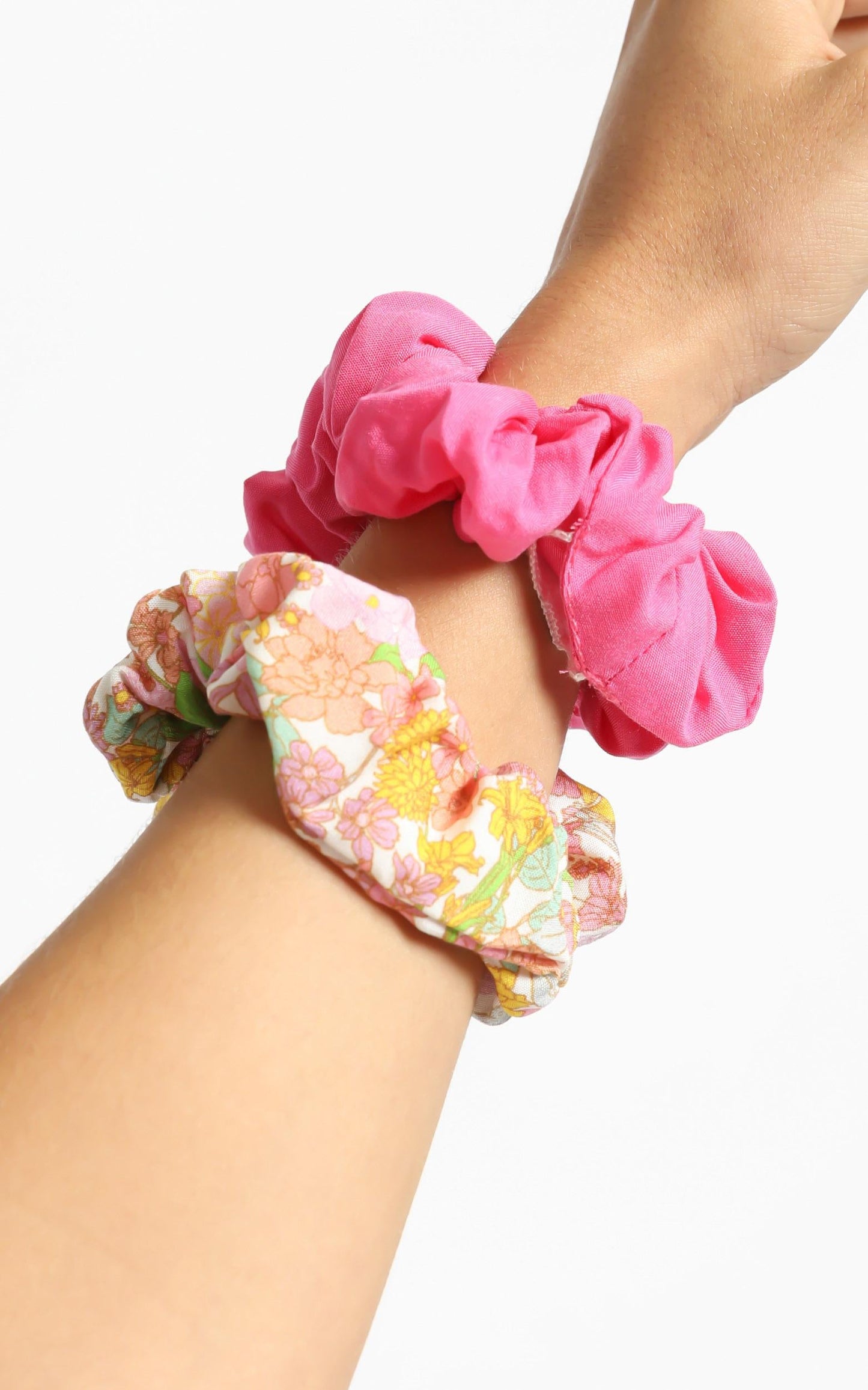 Flower Field Scrunchie 2 Pack