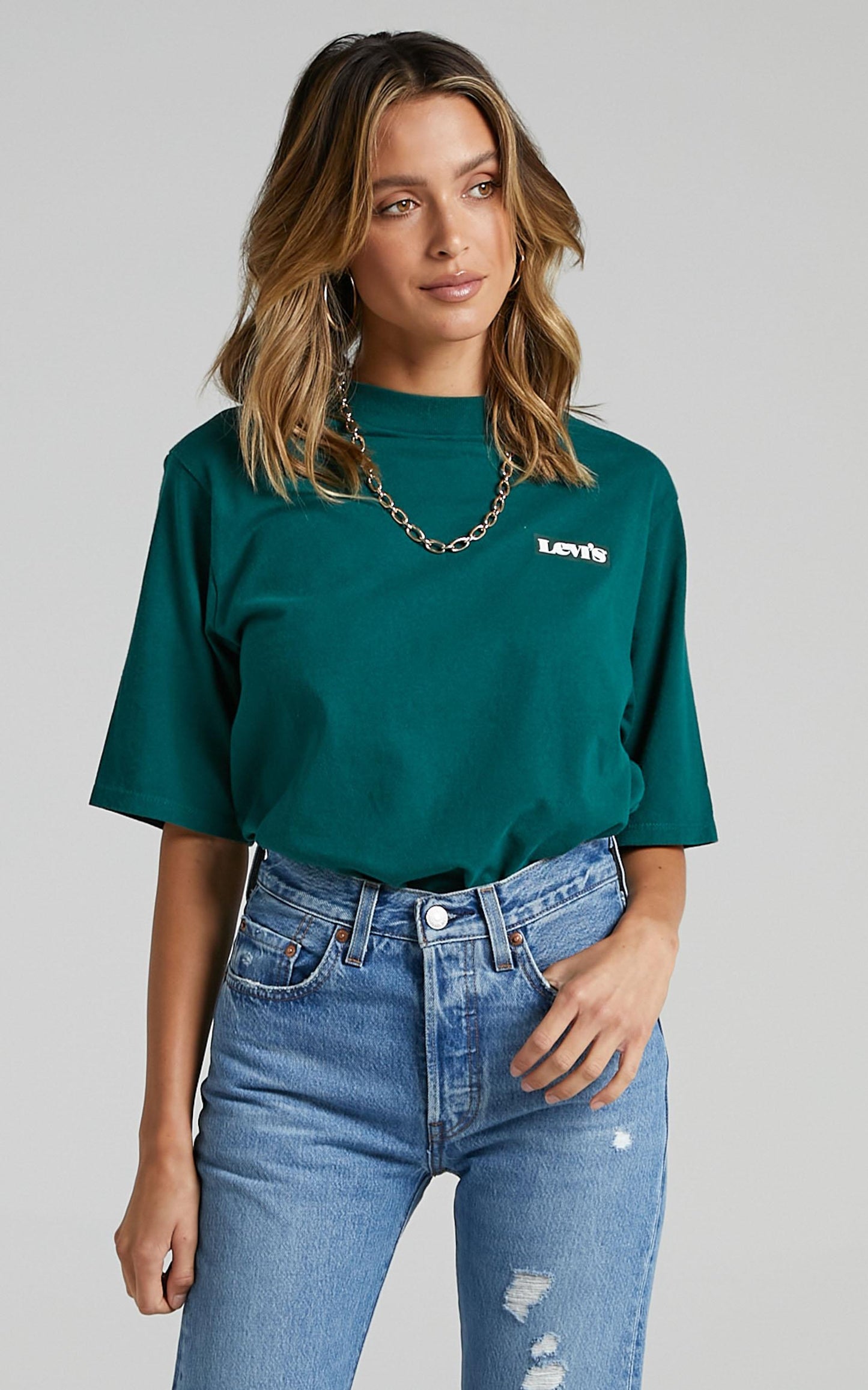 Levi's - Heavyweight Box Logo Tee in Forest