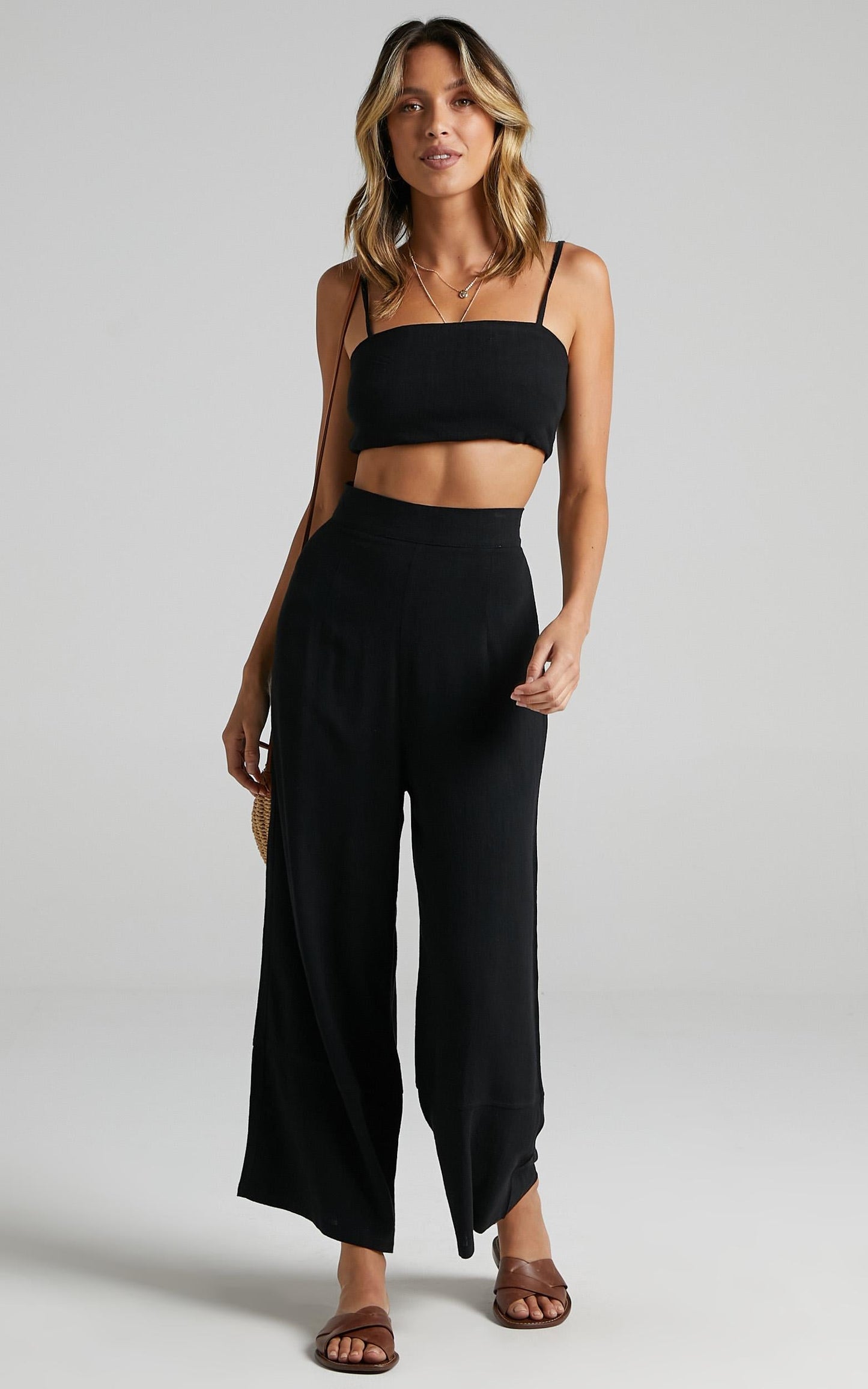 Gala Two Piece Set in Black Linen Look