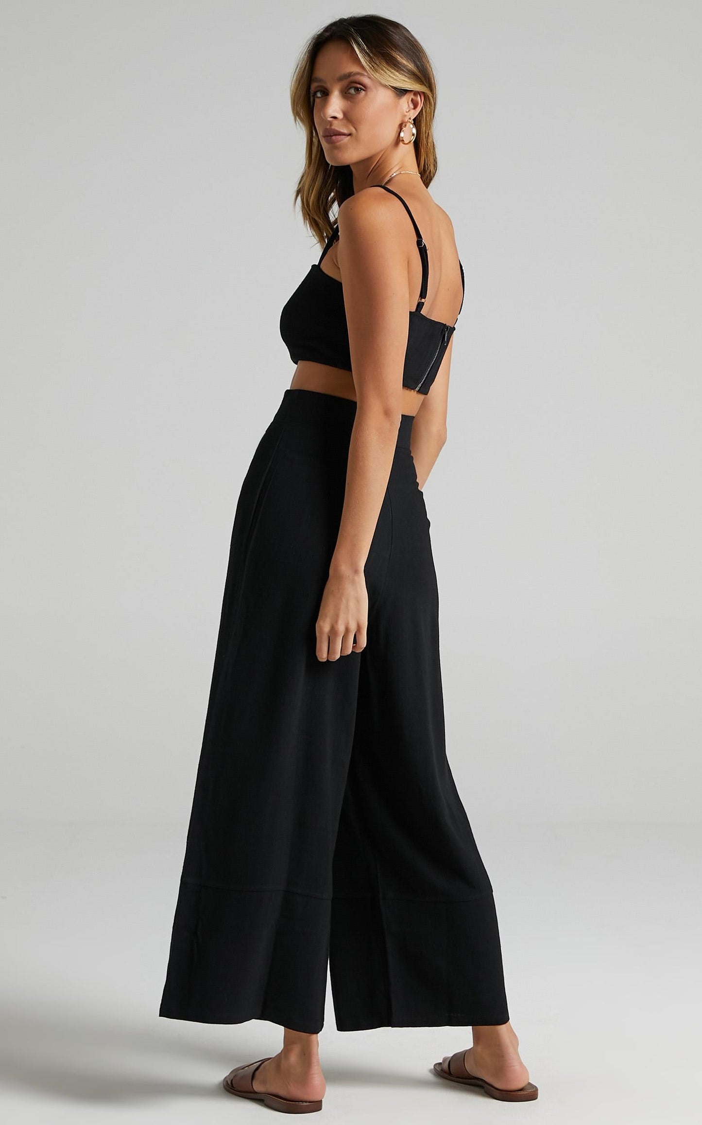 Gala Two Piece Set in Black Linen Look