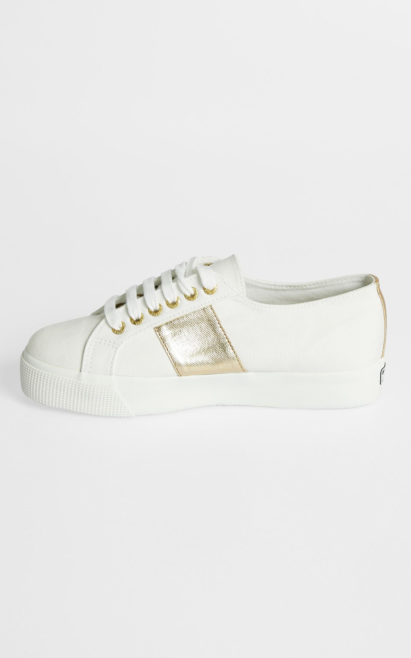 Superga - 2730 COTCOTMETW Platform Sneaker in white - gold